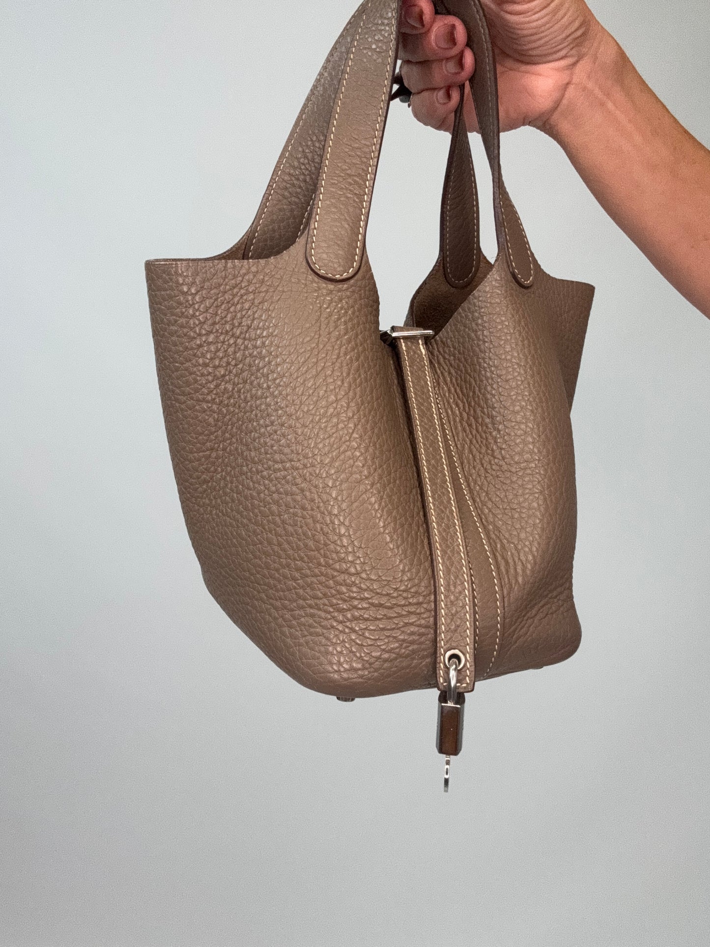 Hermès Picotin Lock 18 Etoupe Taurillon Clemence