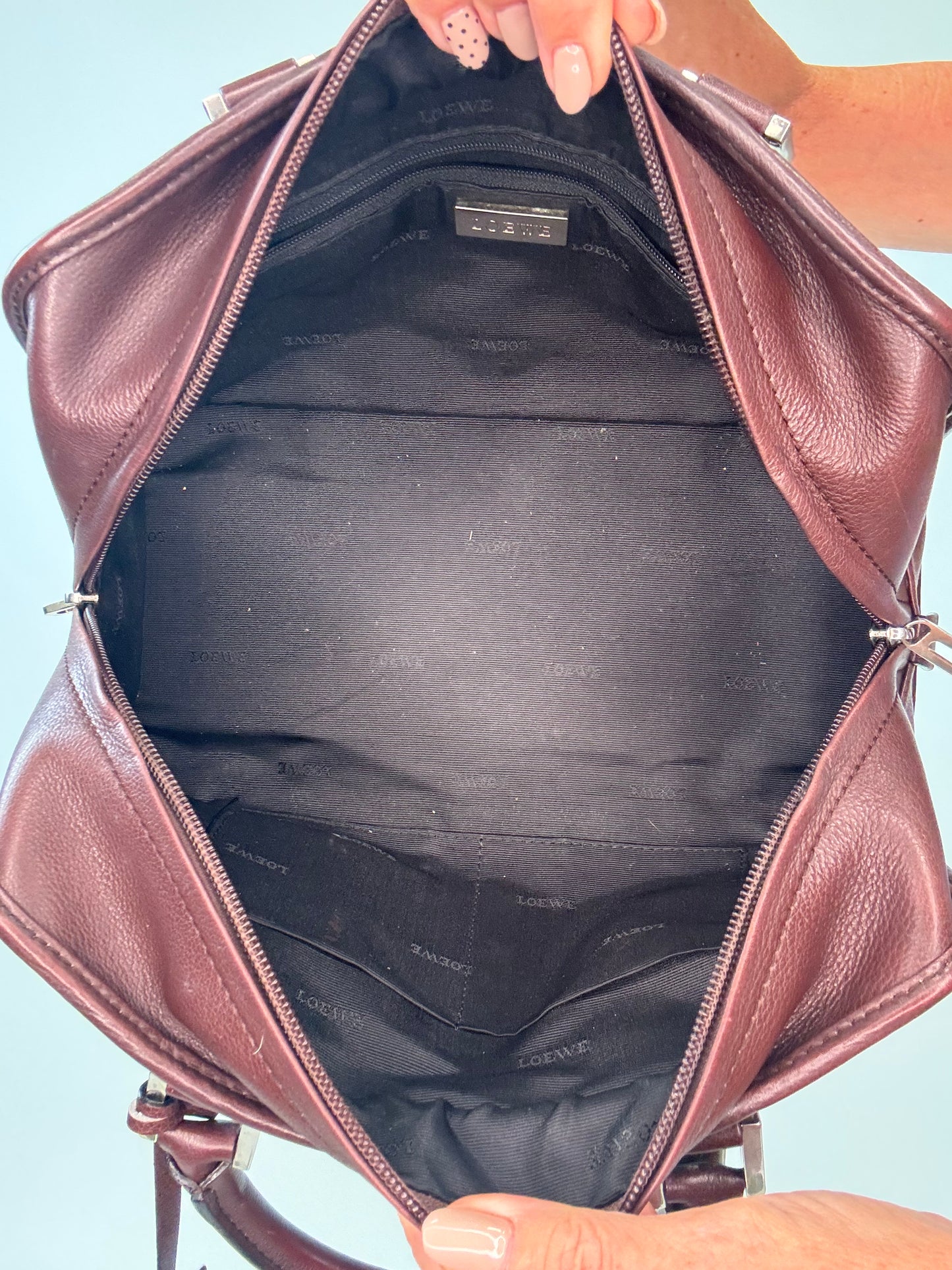 Loewe Amazona 28 Calfskin Leather Satchel - Burgundy Brown