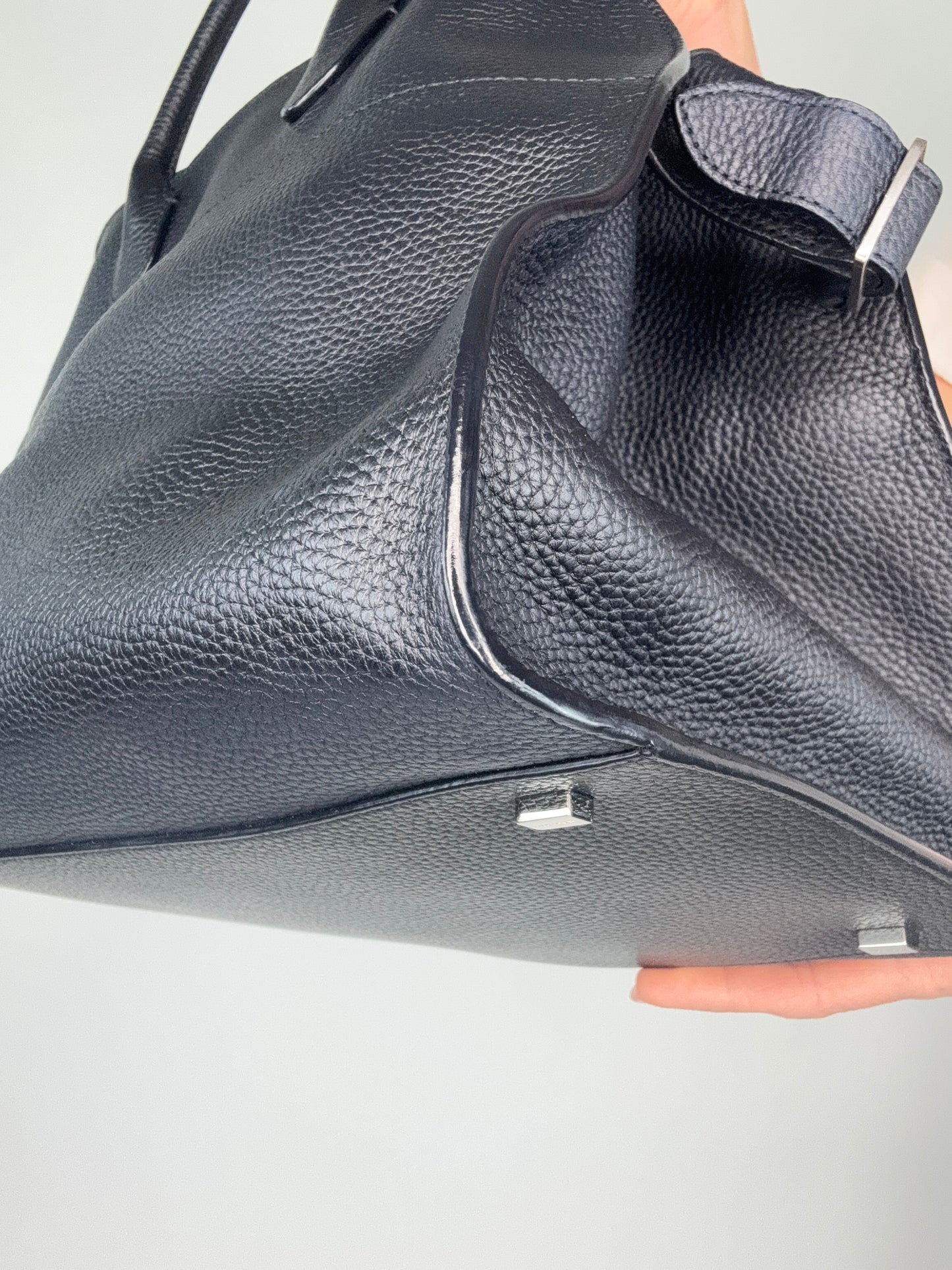 The Row Matte Grained Calfskin Soft Margaux 15 - Navy