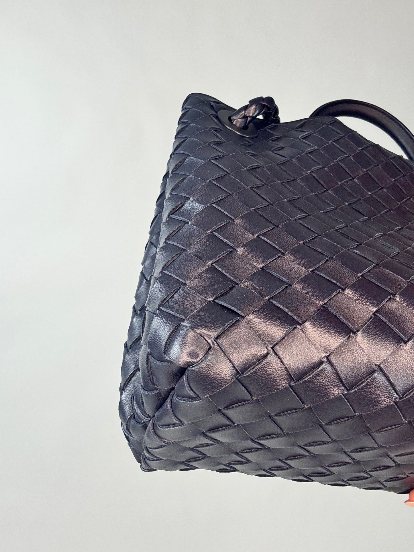 Bottega Veneta Andiamo Medium - Navy