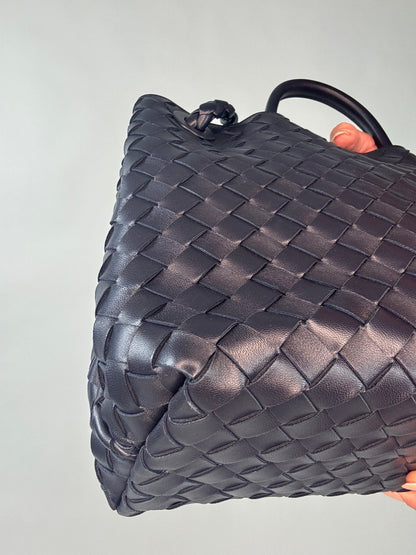 Bottega Veneta Andiamo Medium - Navy