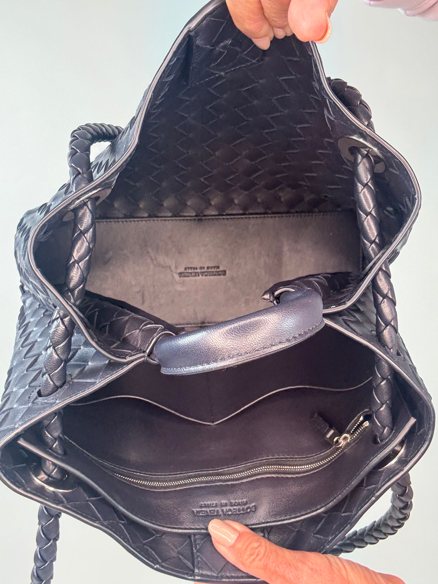 Bottega Veneta Andiamo Medium - Navy