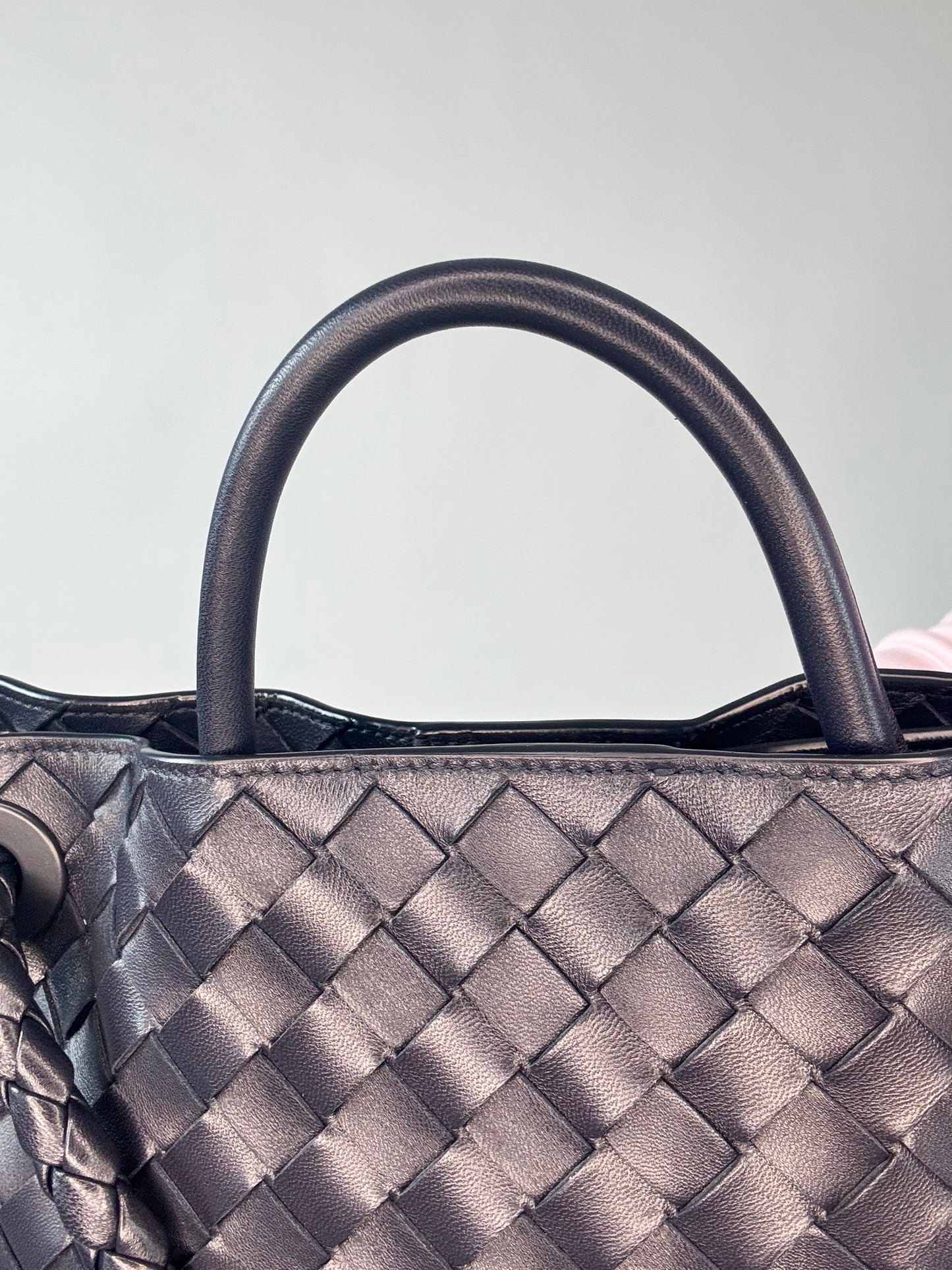 Bottega Veneta Andiamo Medium - Navy