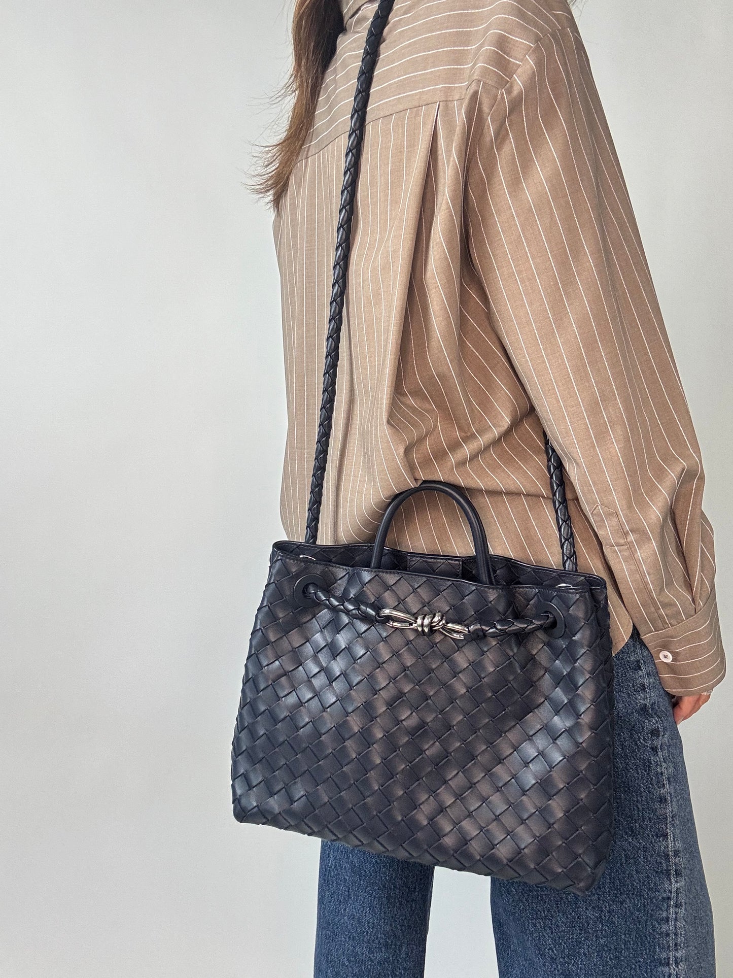 Bottega Veneta Andiamo Medium - Navy