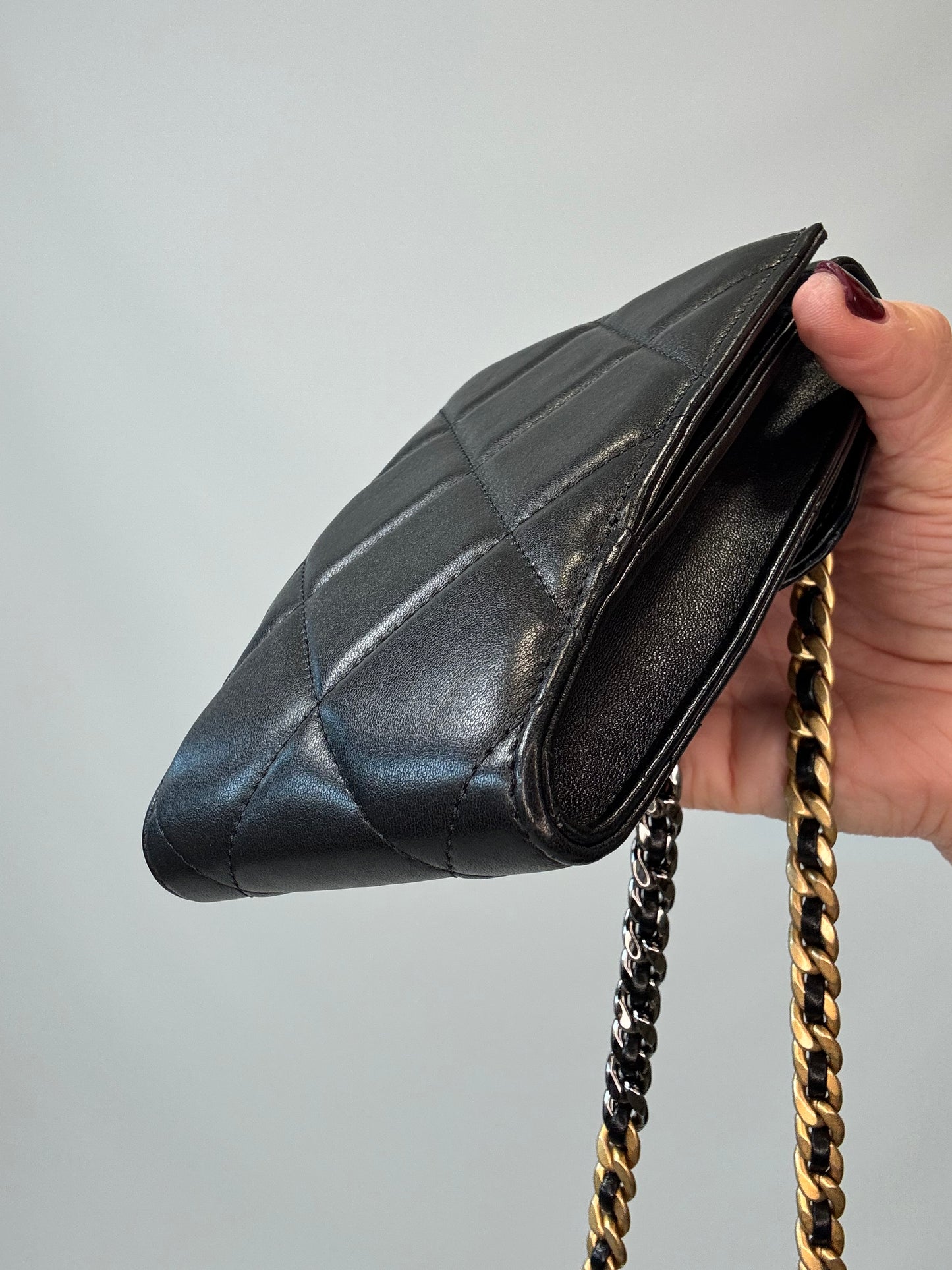 Chanel 19 Lambskin Quilted Phone Holder w/Chain - Black