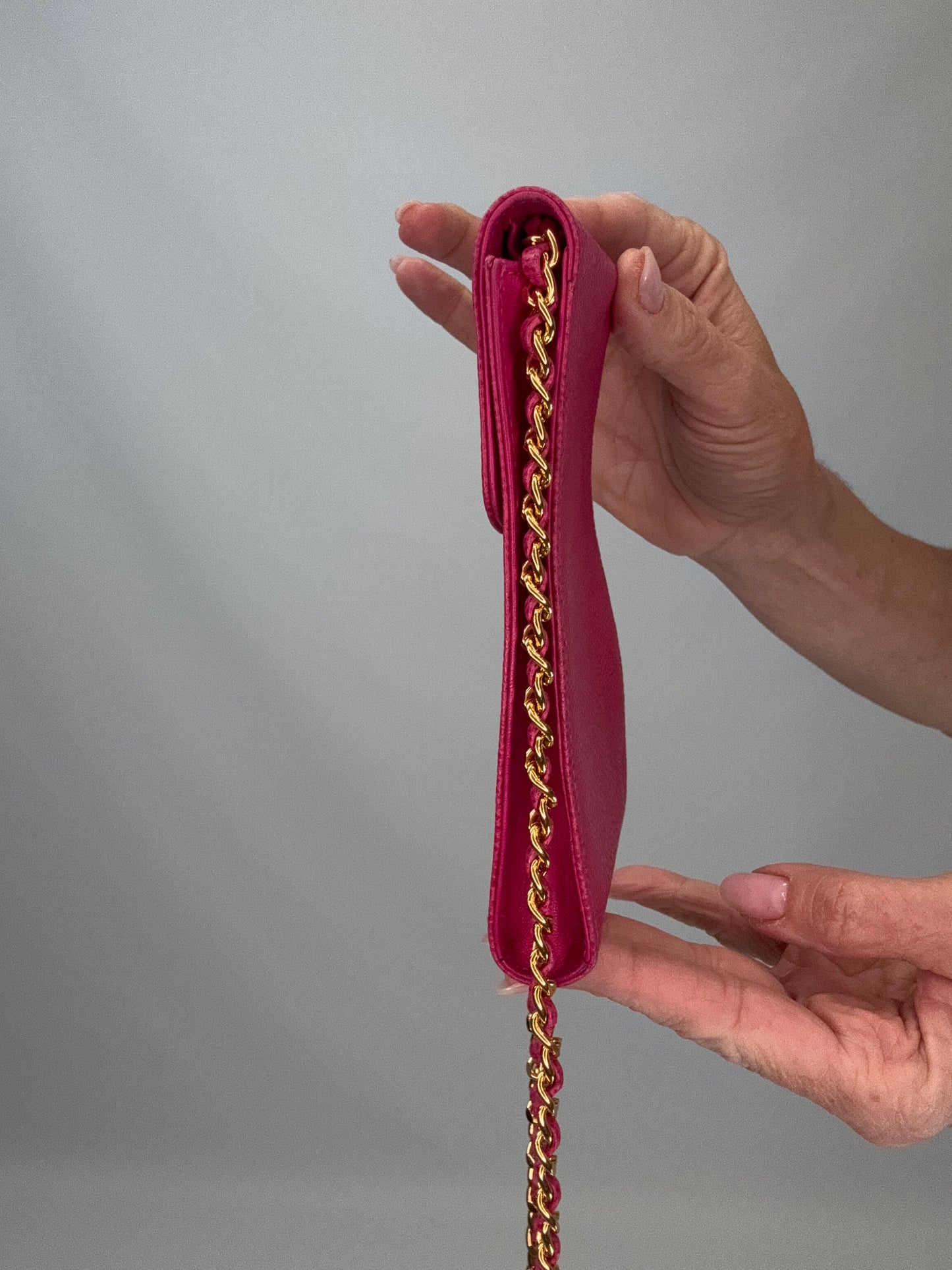 Chanel Caviar CC Phone Holder Crossbody - Pink
