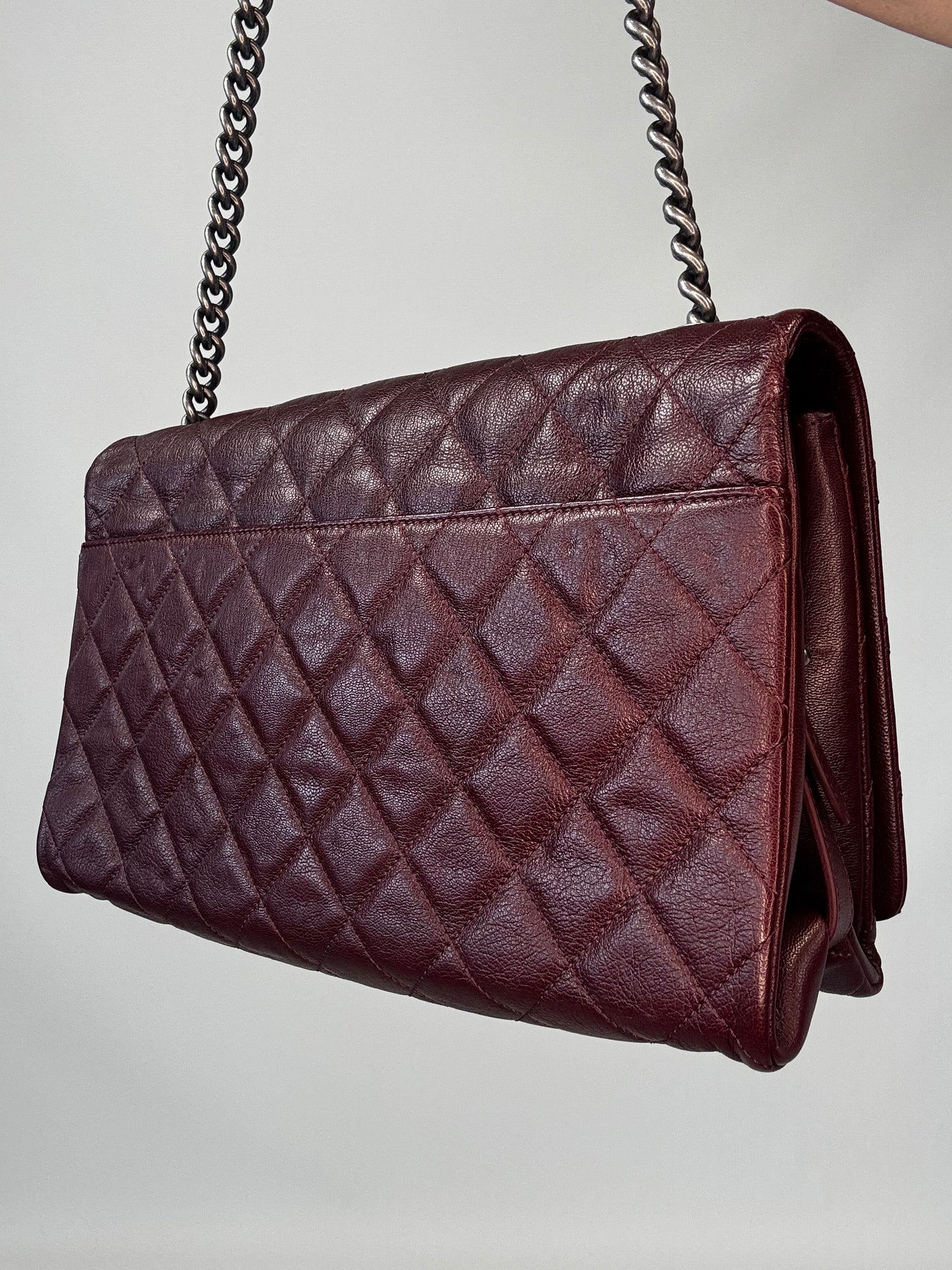 Chanel Goatskin City Rock Flap Bag - Burgundy