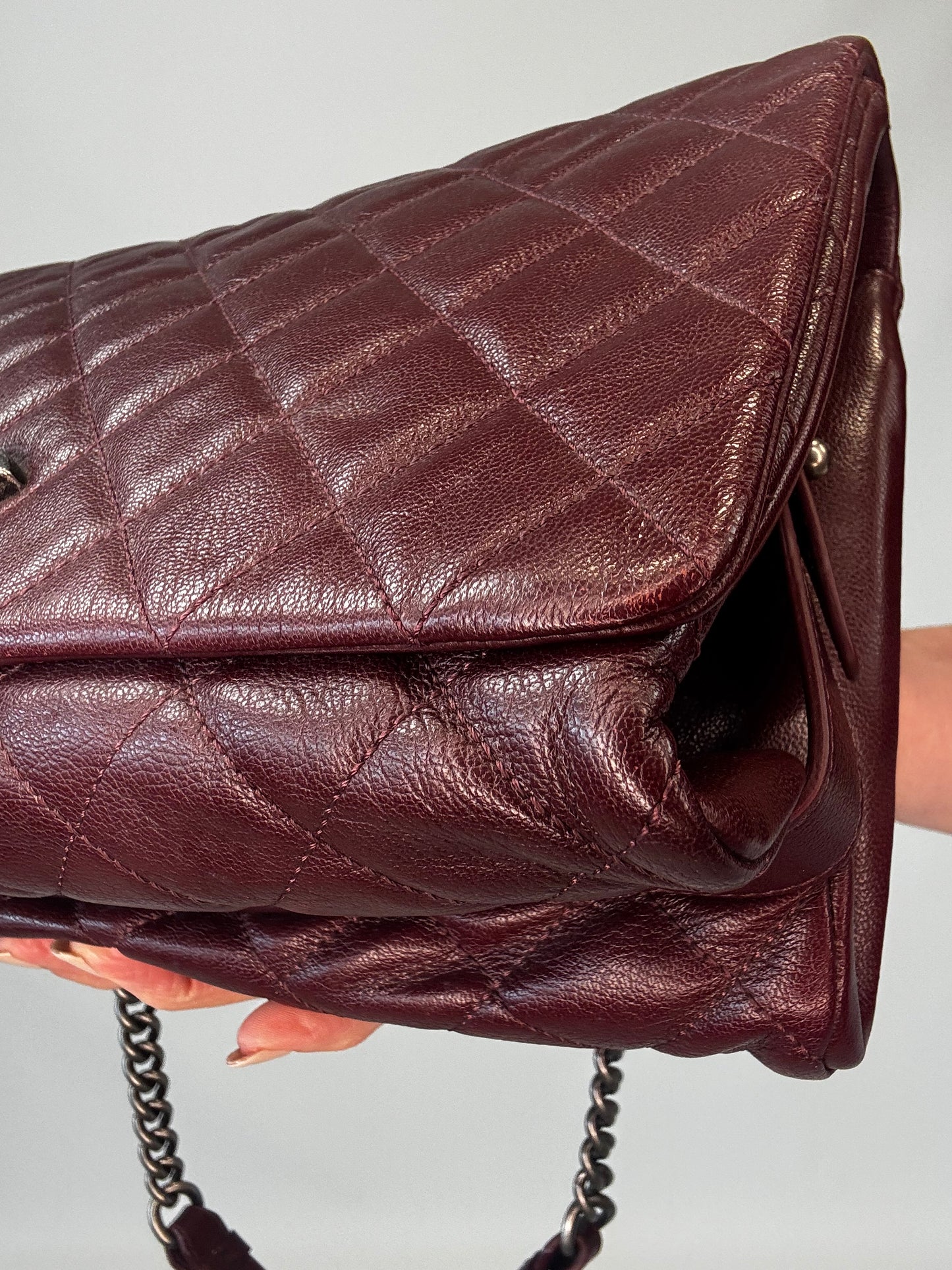 Chanel Goatskin City Rock Flap Bag - Burgundy