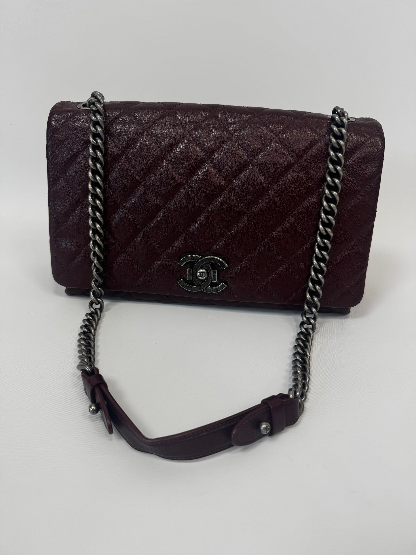 Chanel Goatskin City Rock Flap Bag - Burgundy