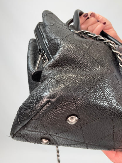 Chanel Grained Vegetal Calfskin Urban Shopping Tote - Black