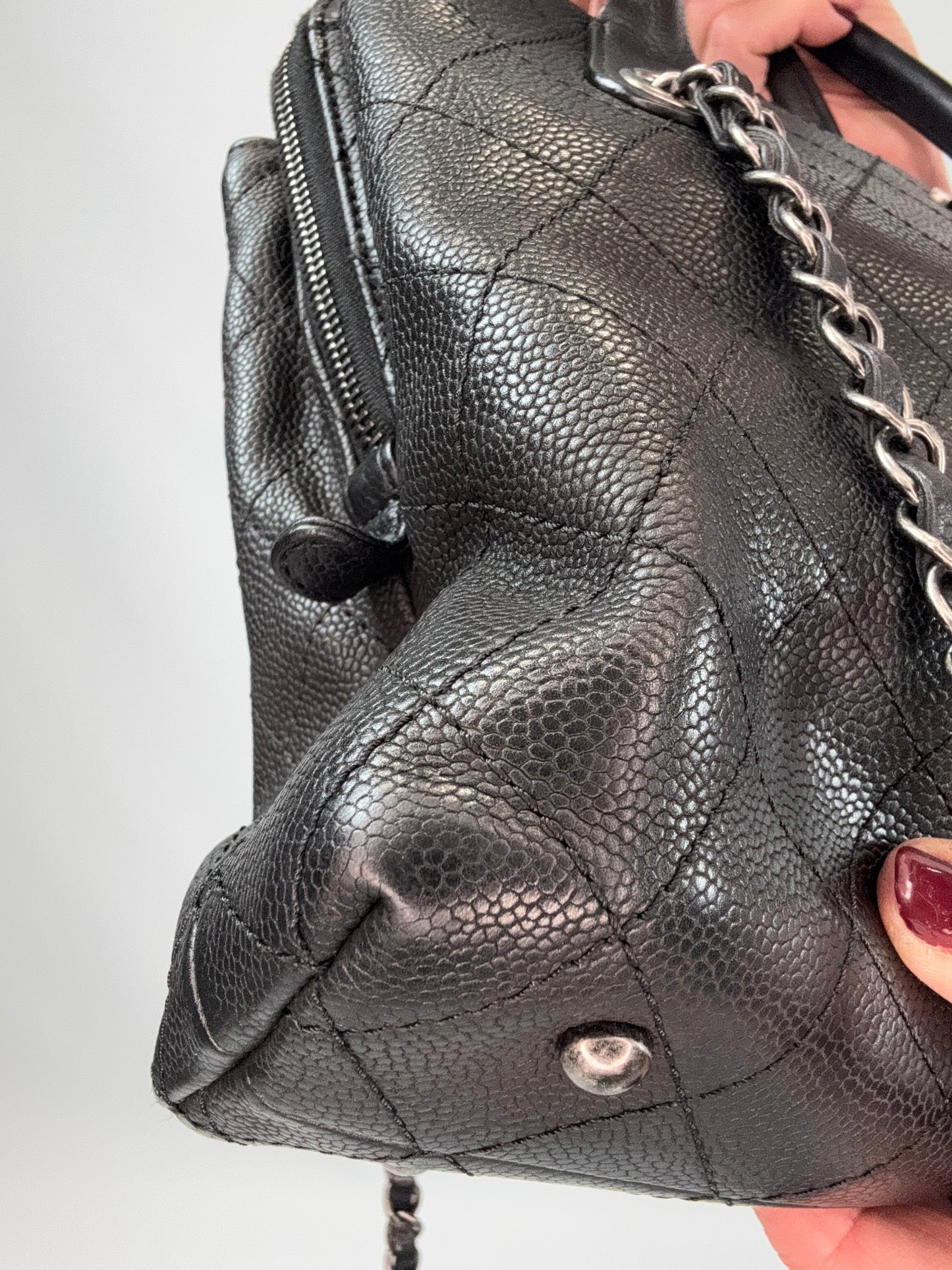 Chanel Grained Vegetal Calfskin Urban Shopping Tote - Black