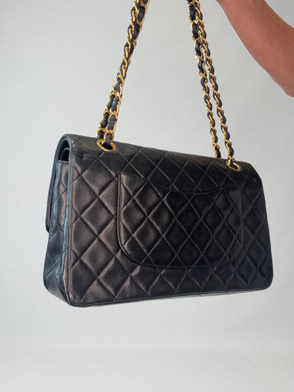 Chanel Quilted Lambskin Classic Double Flap - Vintage / Black