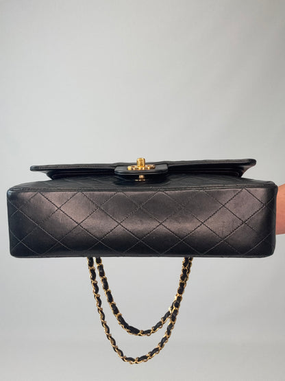 Chanel Quilted Lambskin Classic Double Flap - Vintage / Black