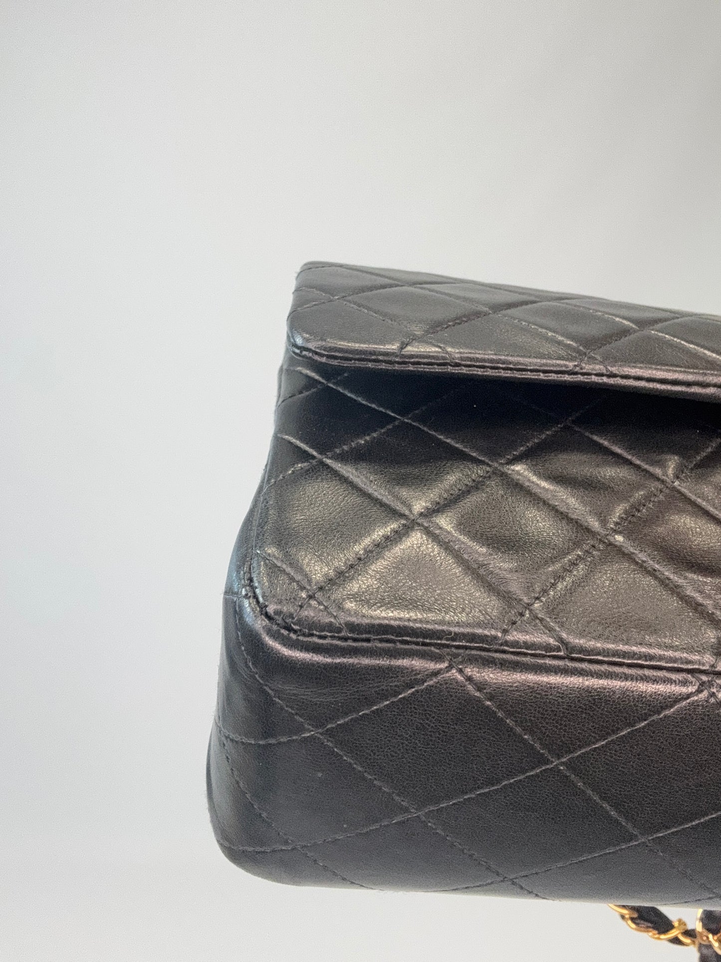 Chanel Quilted Lambskin Classic Double Flap - Vintage / Black