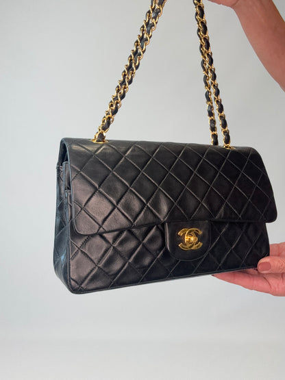 Chanel Quilted Lambskin Classic Double Flap - Vintage / Black