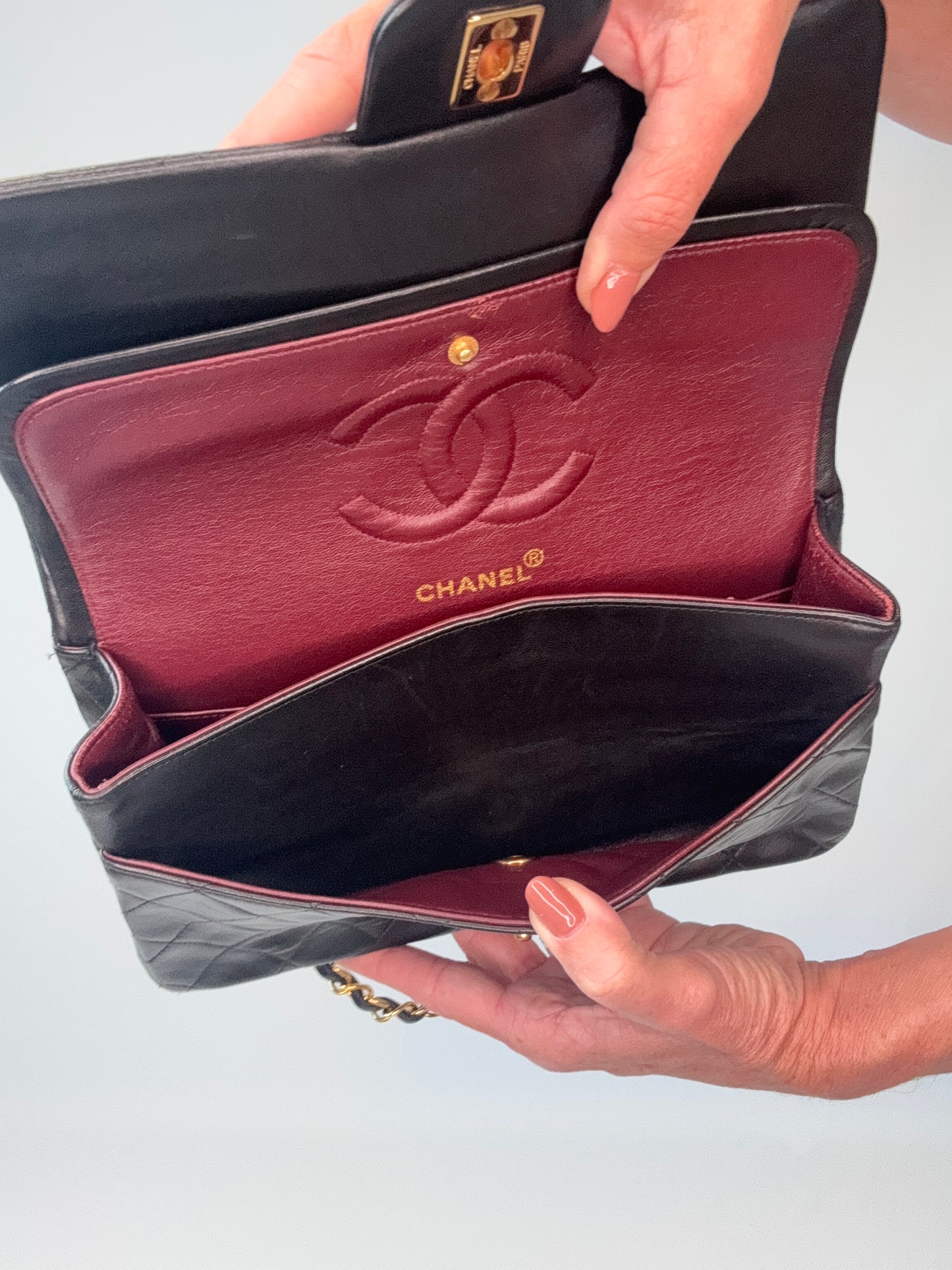 Chanel Quilted Lambskin Classic Double Flap - Vintage / Black