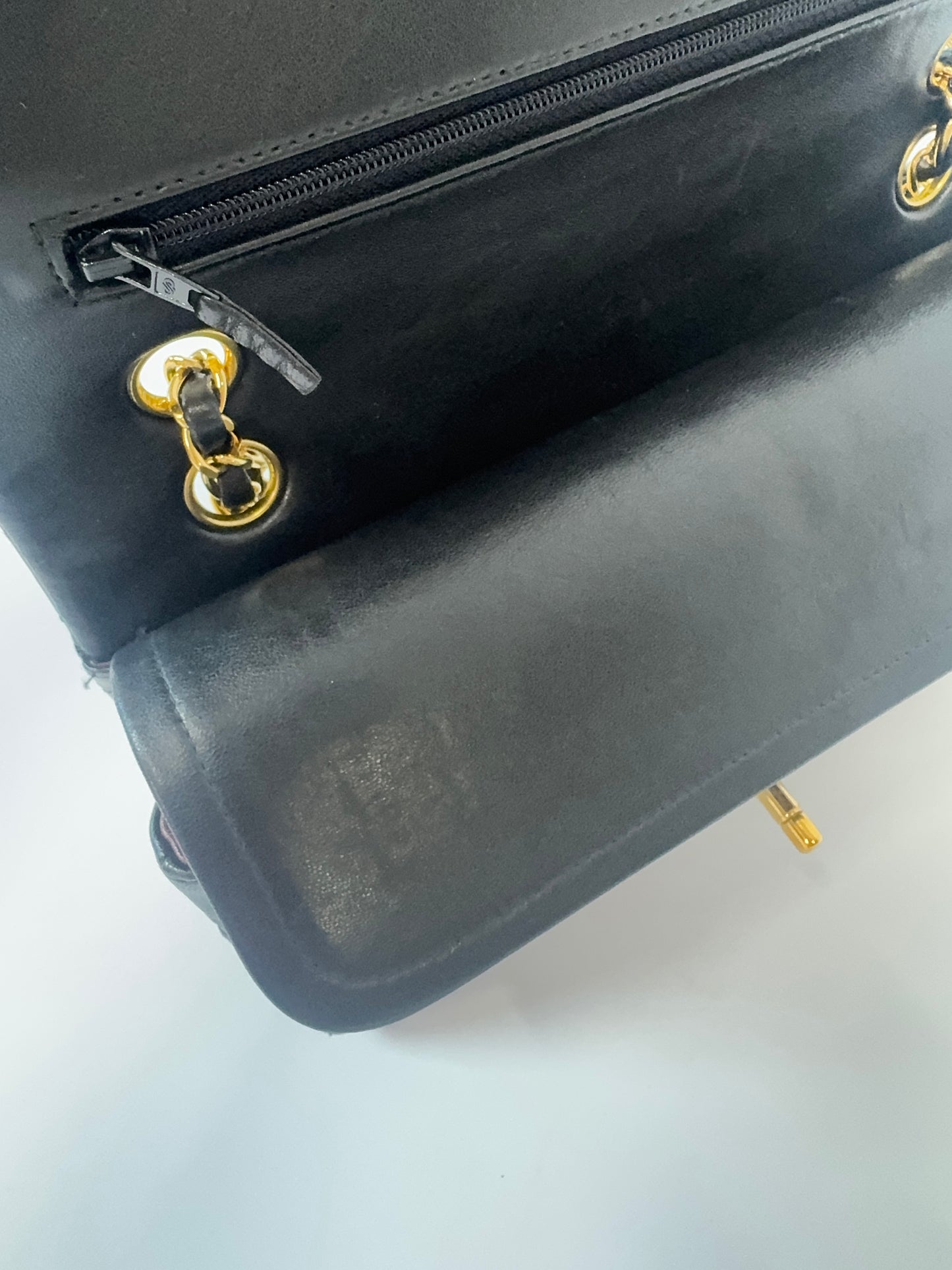 Chanel Quilted Lambskin Classic Double Flap - Vintage / Black