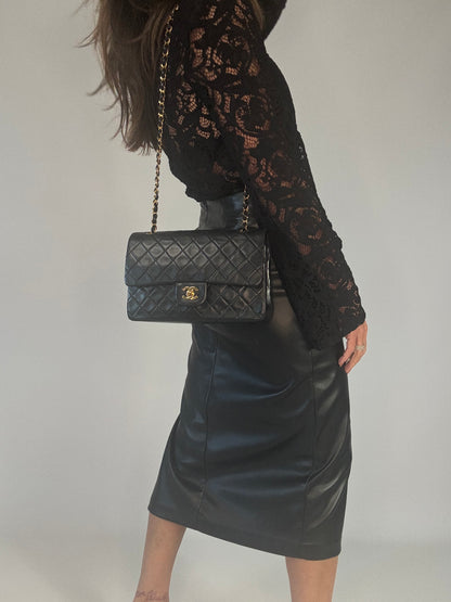 Chanel Quilted Lambskin Classic Double Flap - Vintage / Black