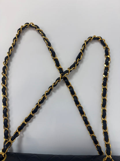 Chanel Quilted Lambskin Classic Double Flap - Vintage / Black