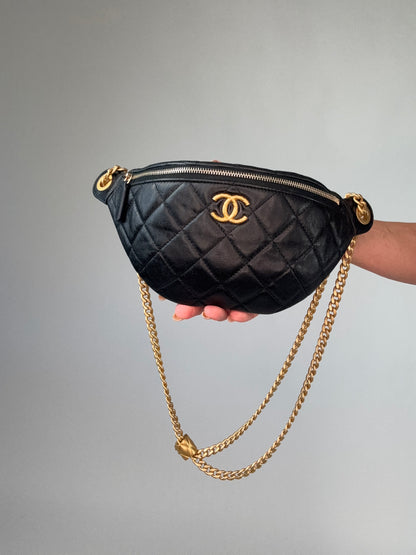 Chanel Waist Bag Sweetheart -Black