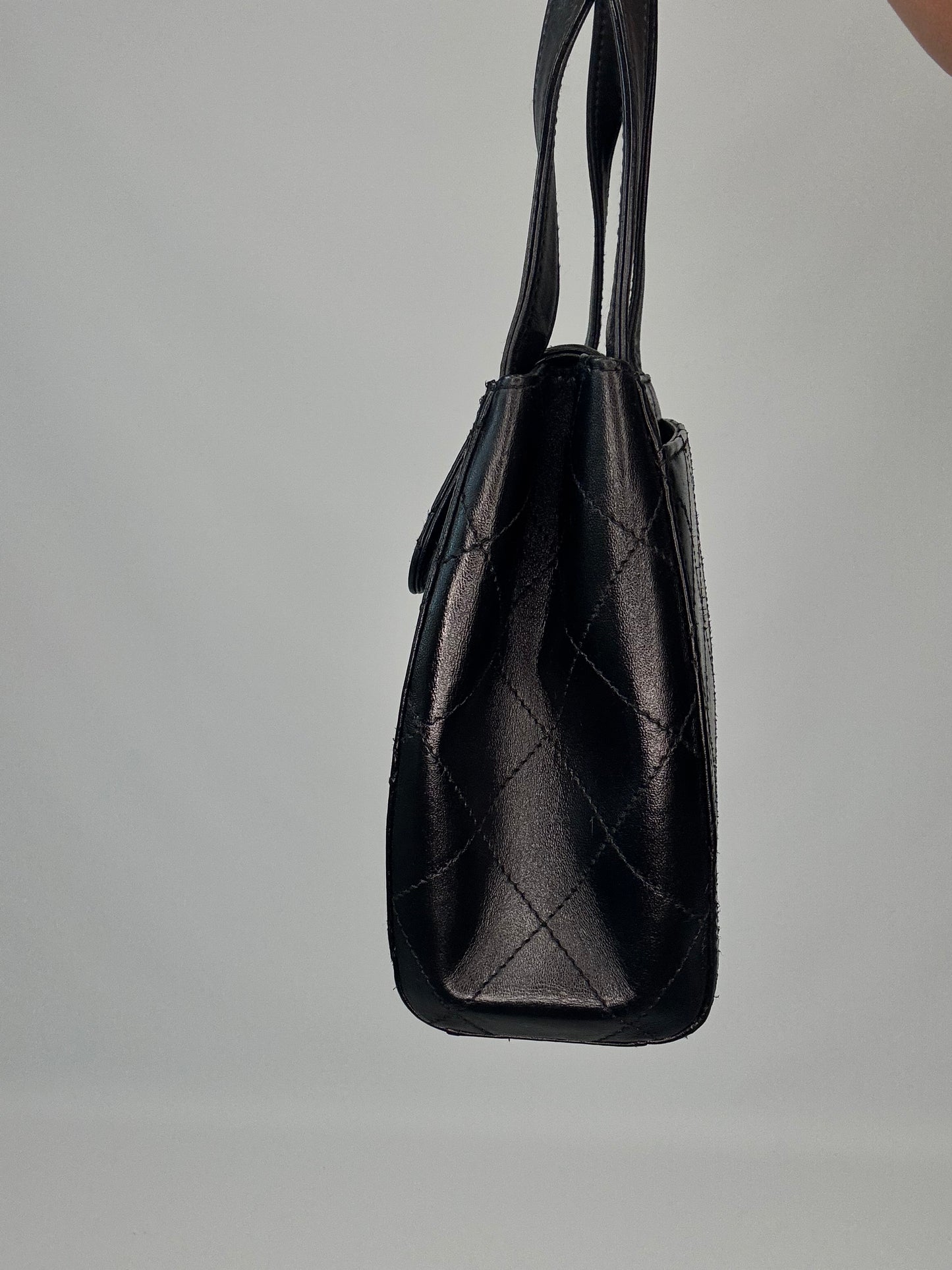 Chanel Vintage Quilted Lambskin Leather Handbag - Black