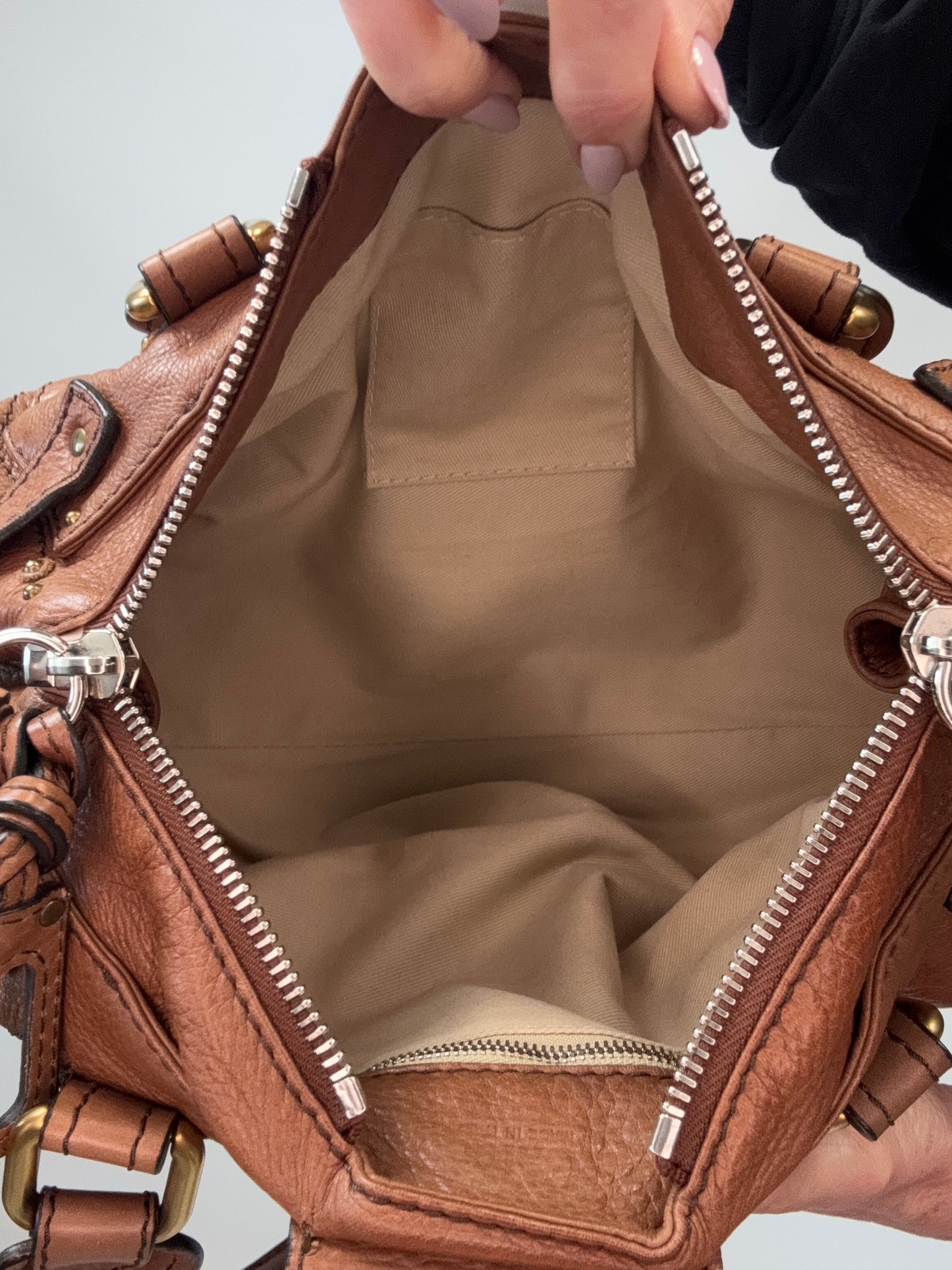 Chloé Paddington Shoulder Bag Brown interior of handbag