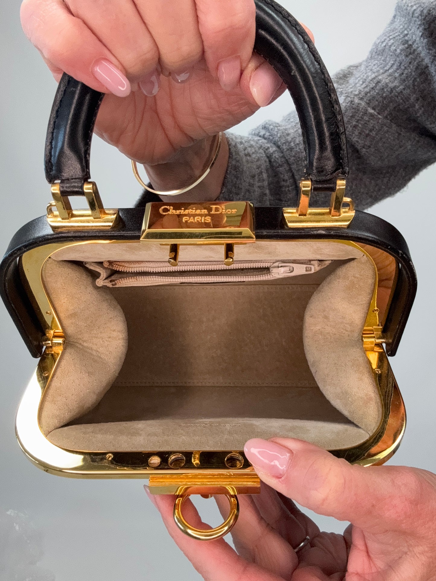 Christian Dior Fermoir Top Handle Bag - Vintage / Black