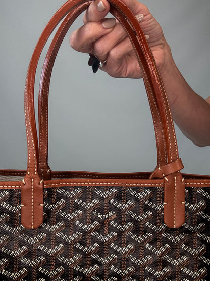 Goyard St Louis PM With Pouch - Black / Brown
