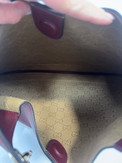 Gucci B Large Hobo Bag interior of handbag