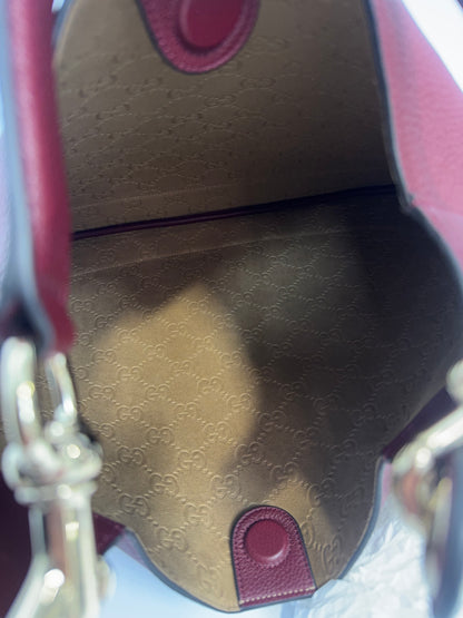Gucci B Large Hobo Bag interior image 2