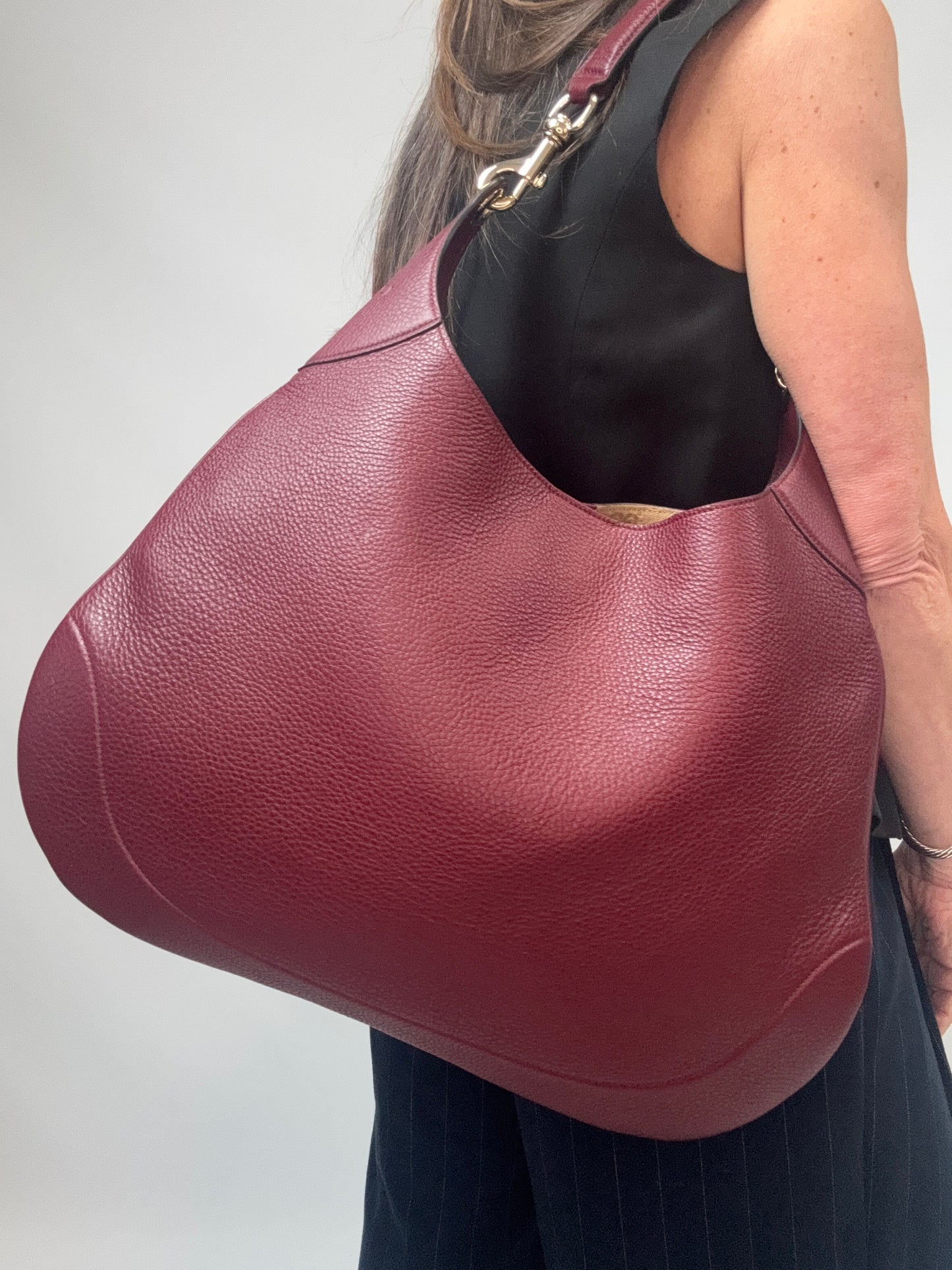 Gucci B Large Hobo Bag modeled image 2