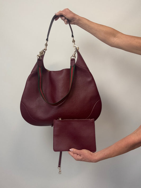 Gucci B Large Hobo Bag with pouch