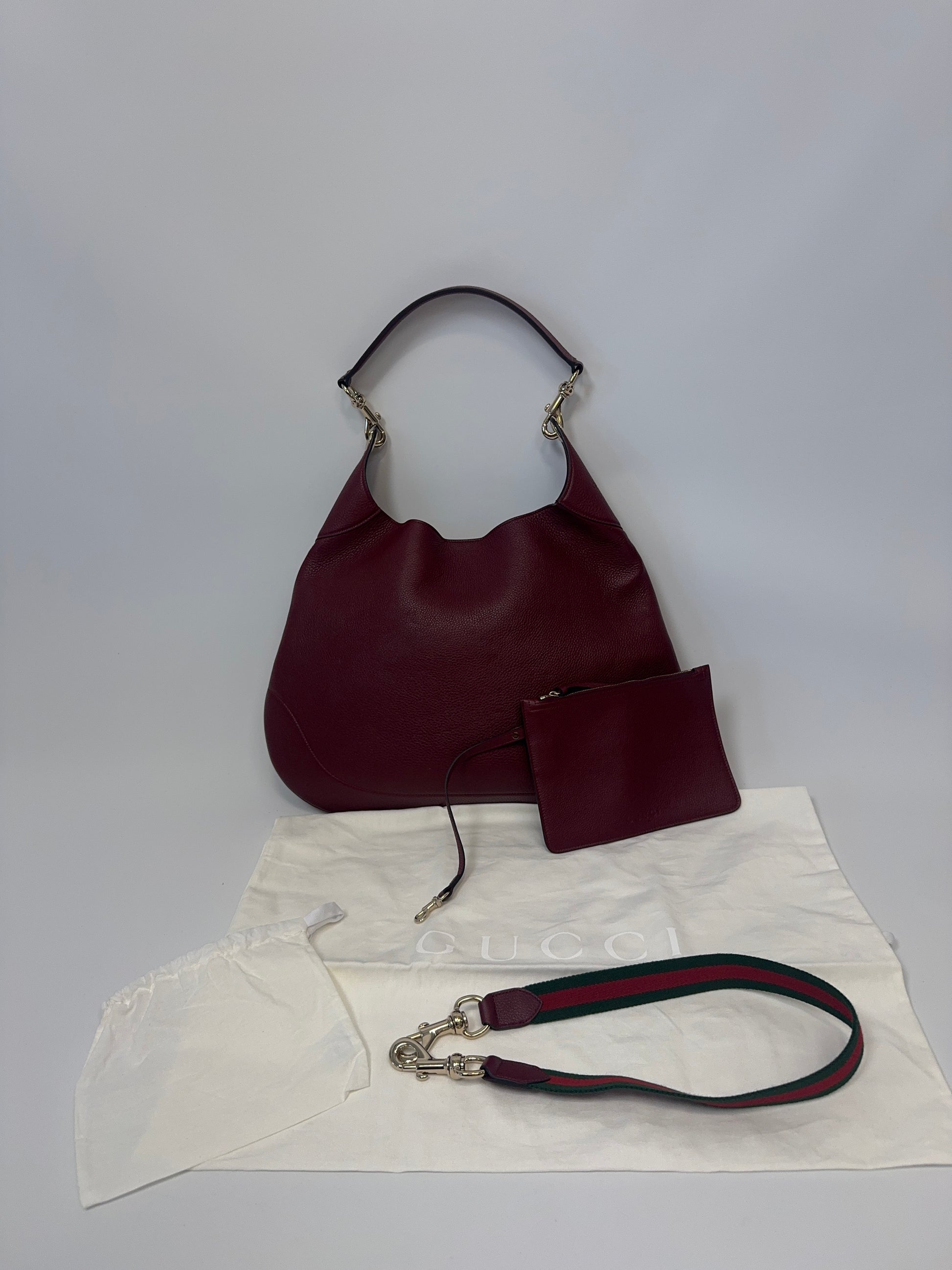 Gucci B Large Hobo Bag with dust bag, pouch, additional strap and dust bags
