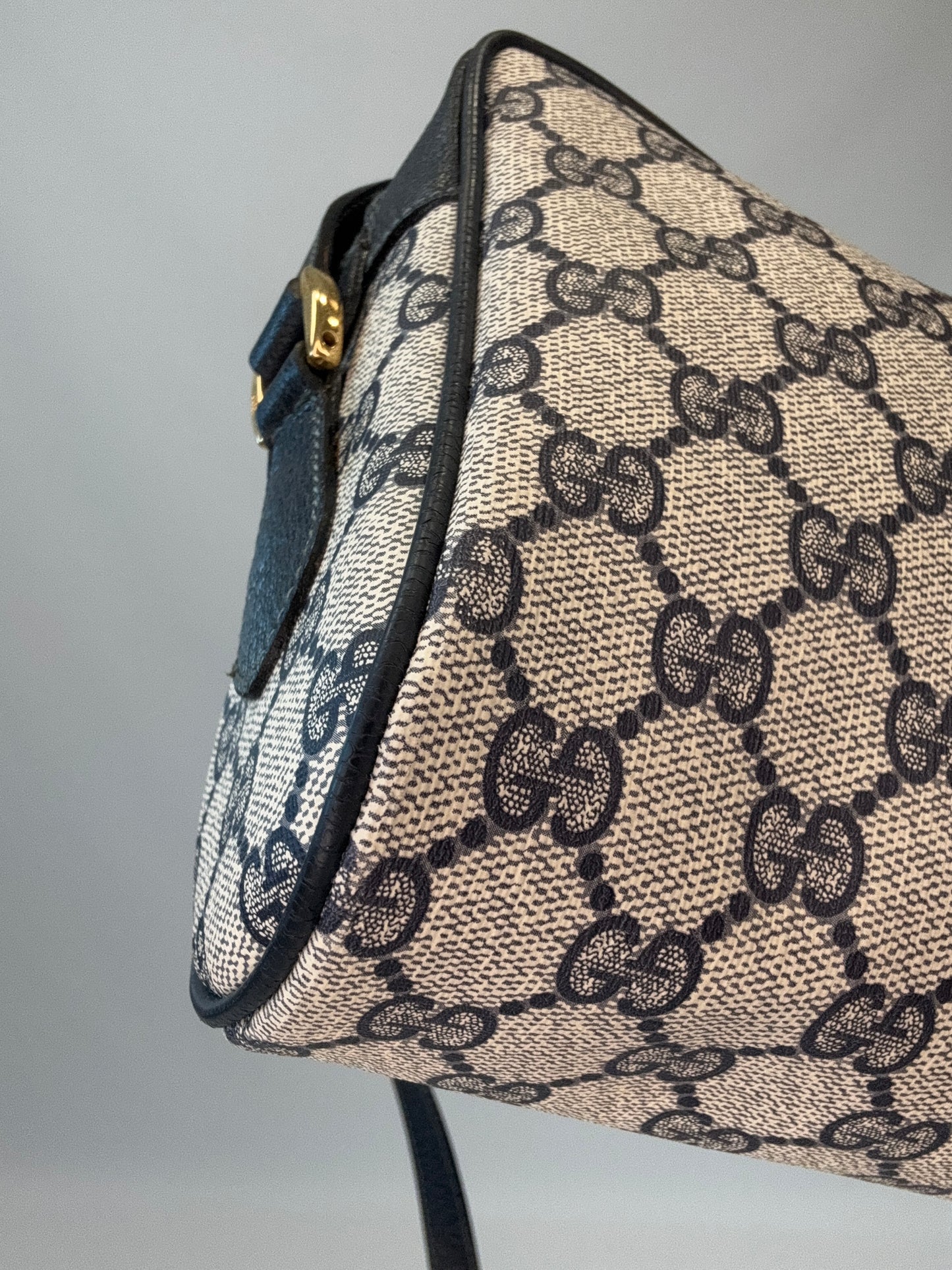 Gucci GG Supreme Sherry Line Shoulder Bag - Navy Blue