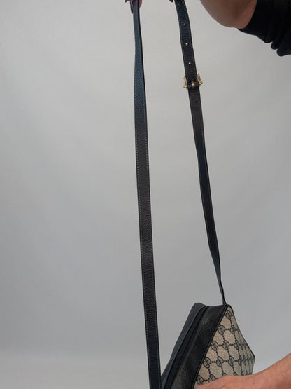 Gucci GG Supreme Sherry Line Shoulder Bag - Navy Blue