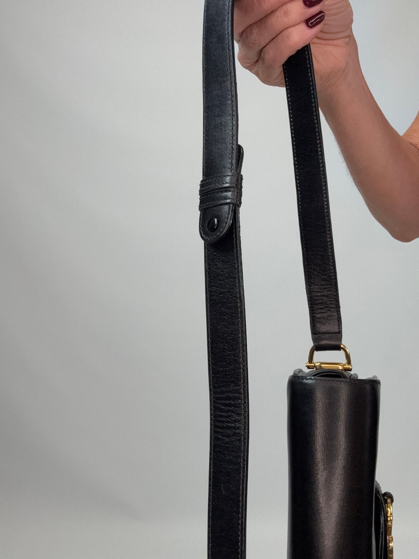 Gucci Horsebit 1955 Shoulder Bag with Gold and Silver Logo - Black