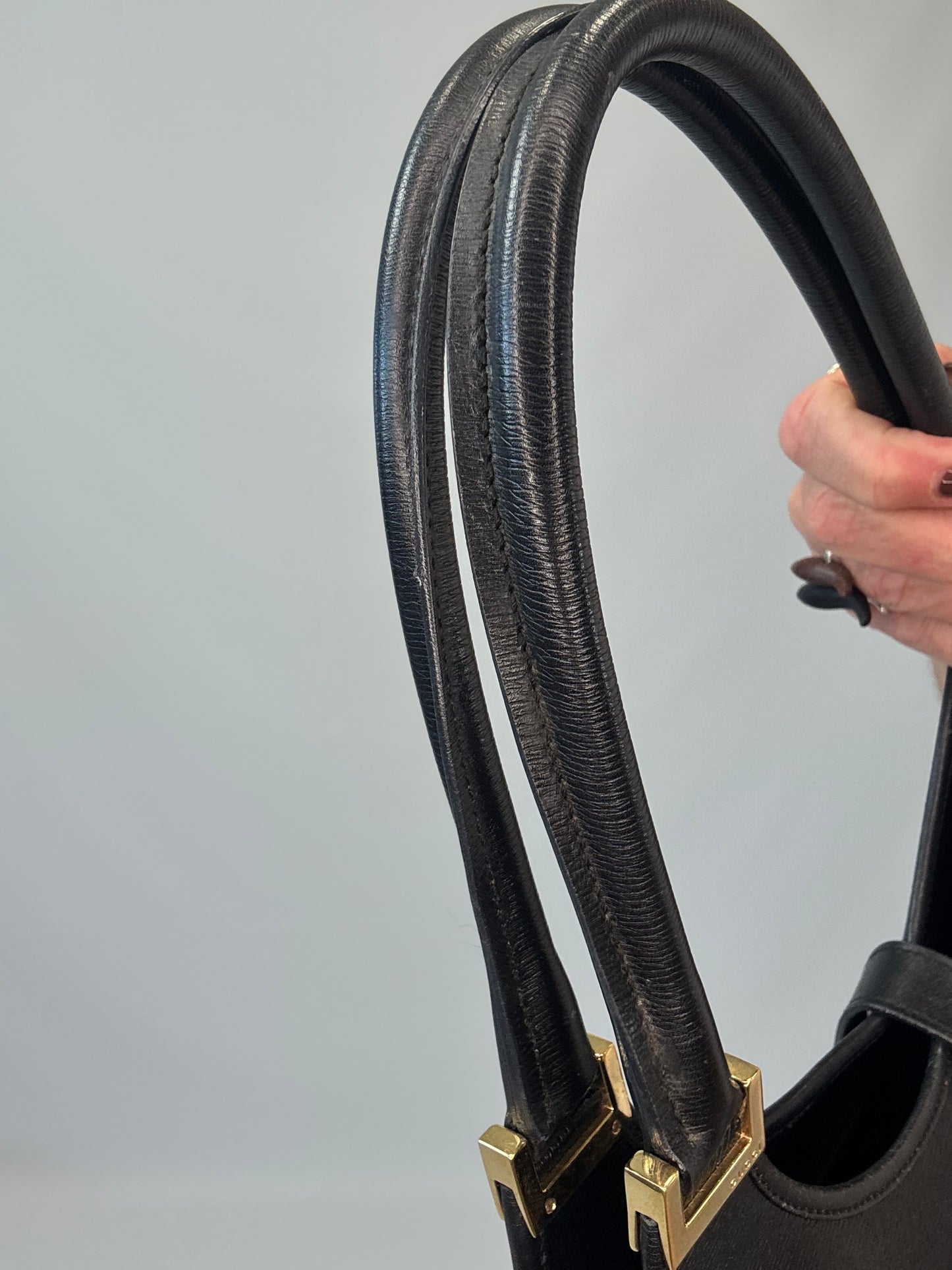 Gucci Jackie Bardot Leather Shoulder Bag - Black