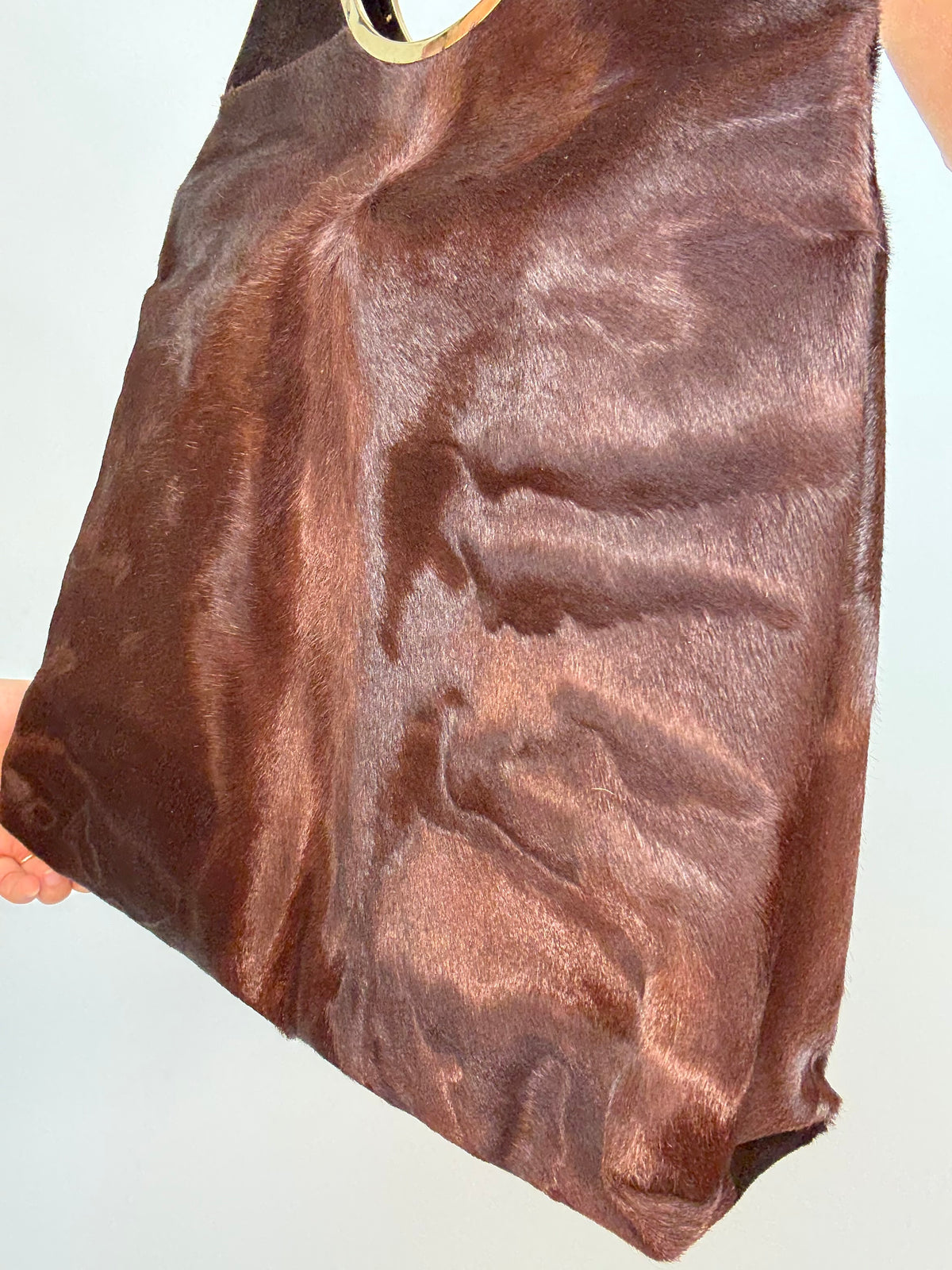 Gucci by Tom Ford oversized shoulder bag in brown pony hair from the Fall/Winter 1996 runway collection.Back Right Close-up
