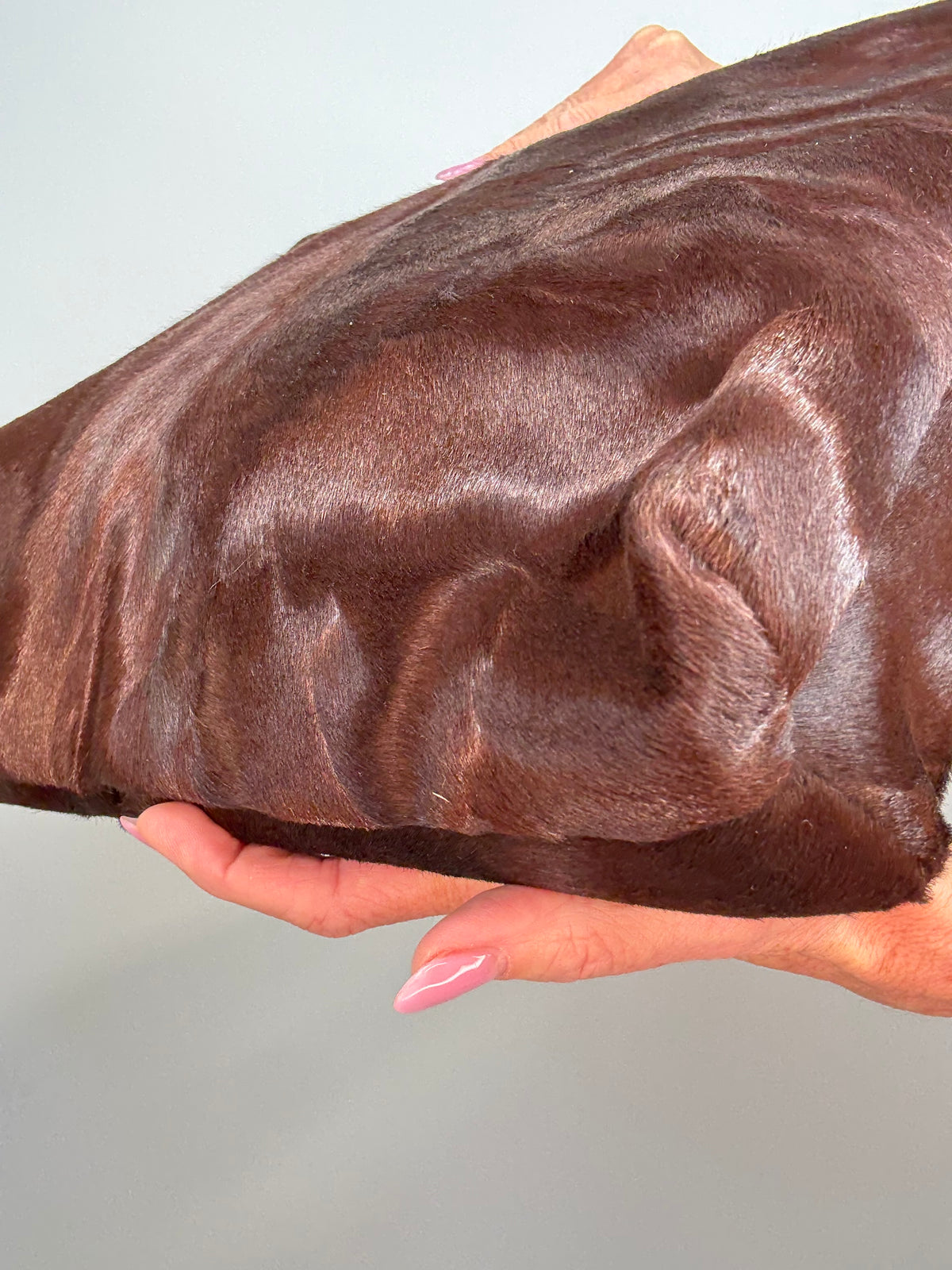 Gucci by Tom Ford oversized shoulder bag in brown pony hair from the Fall/Winter 1996 runway collection. Back Right Corner