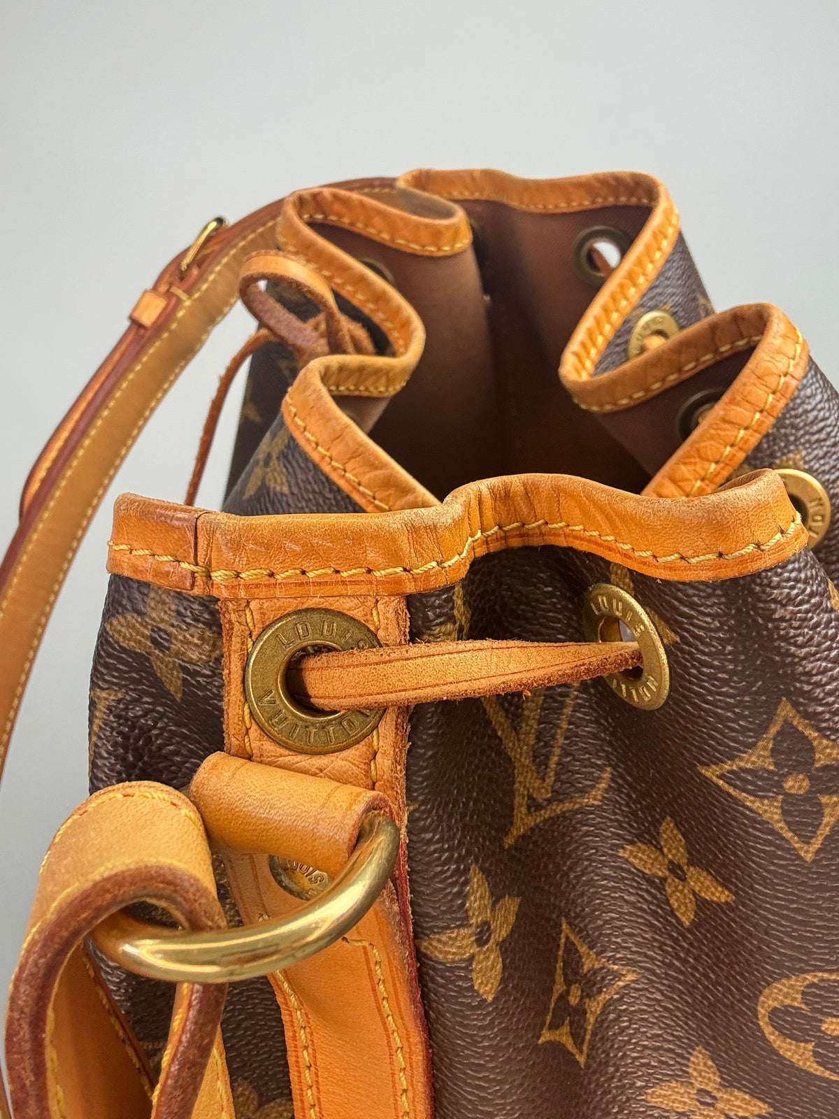 Louis Vuitton Vintage Monogram Petit Noé Bucket Bag