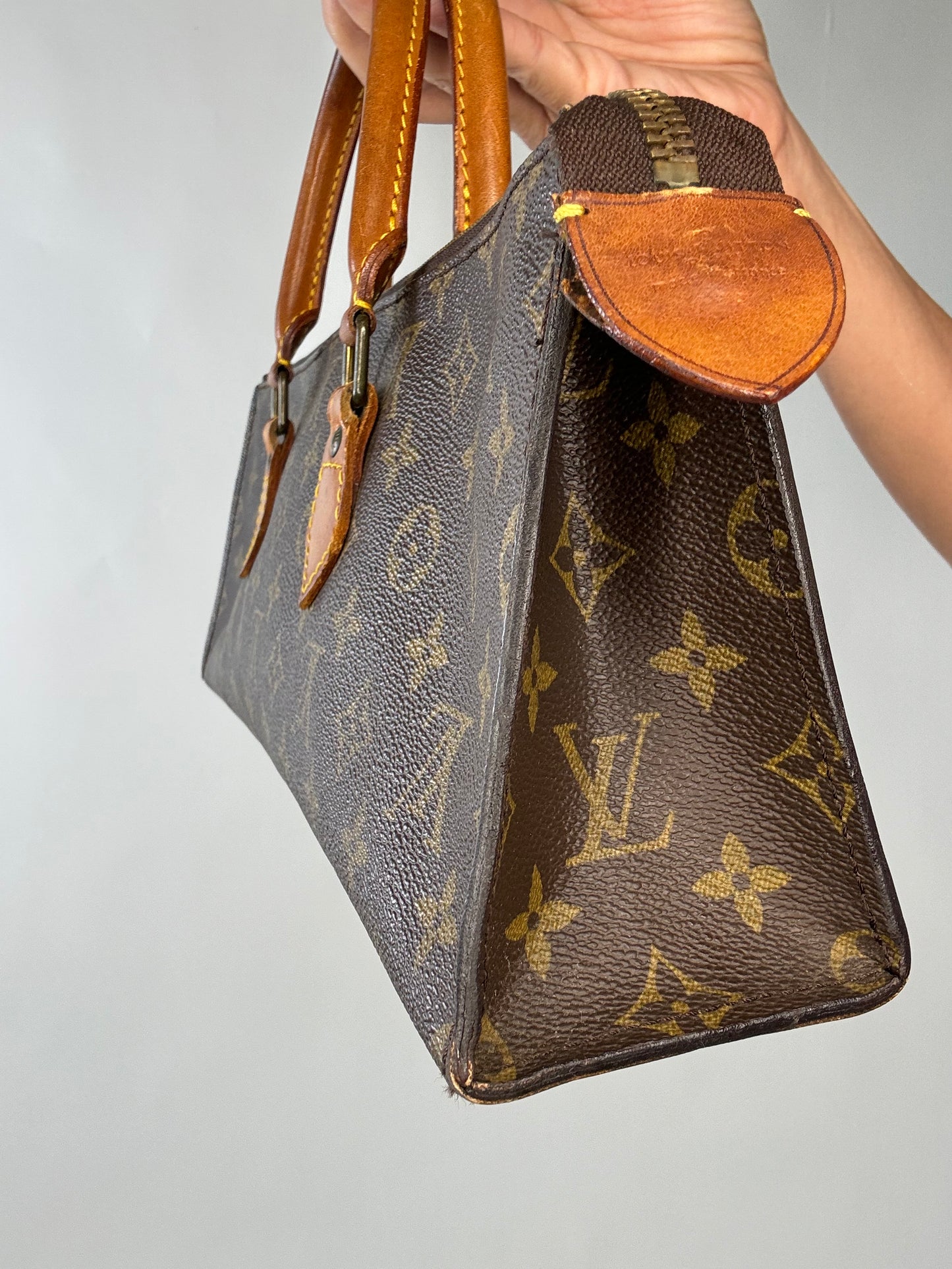 LOUIS VUITTON  Monogram Sac Triangle