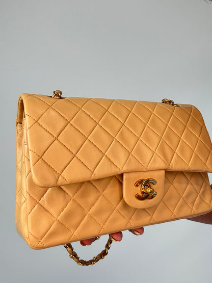 Chanel Vintage  Medium Double Flap Biege