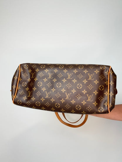 Louis Vuitton Monogram Montorgueil GM