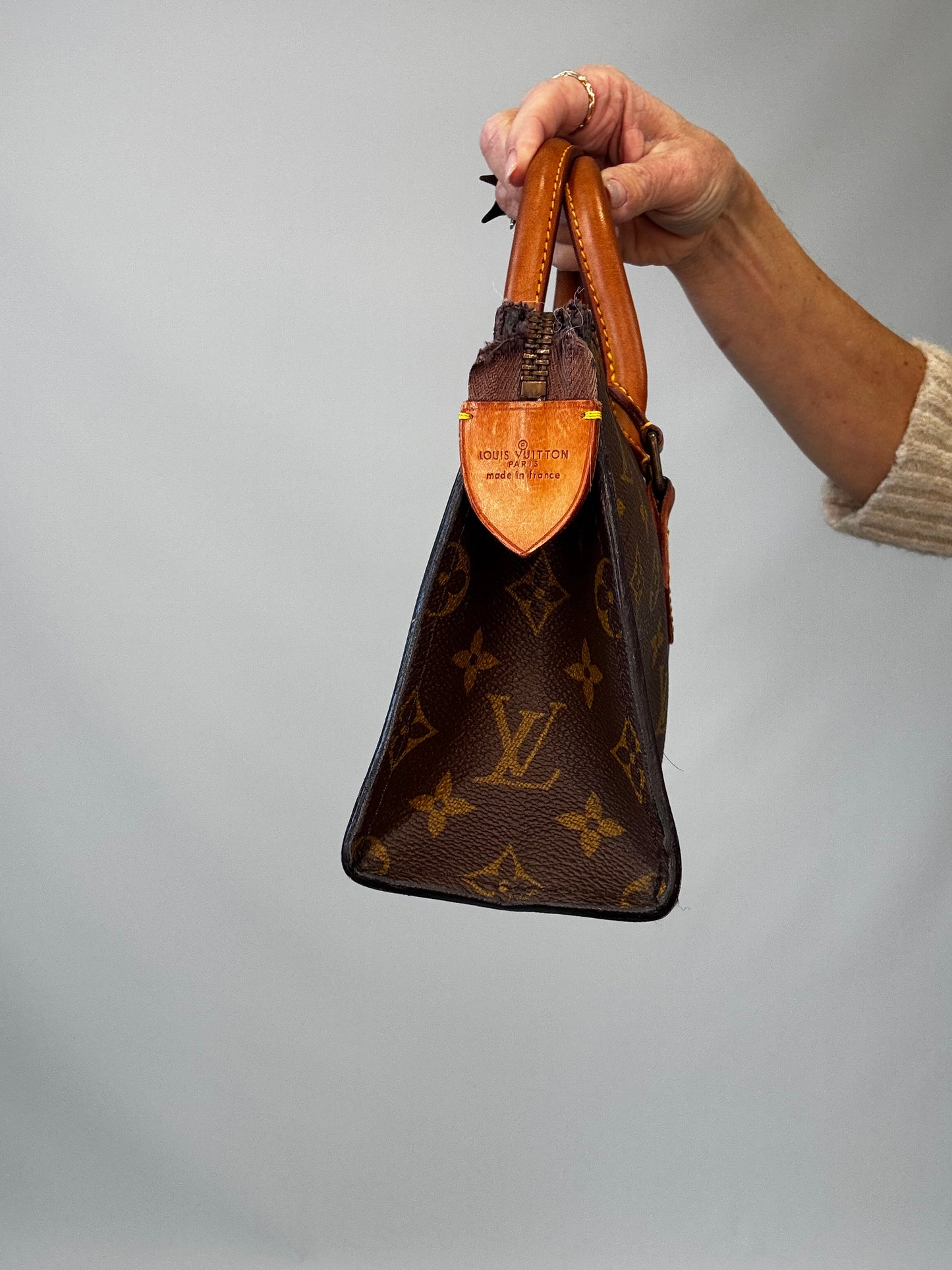 Louis Vuitton Monogram Triangle Sac-Vintage