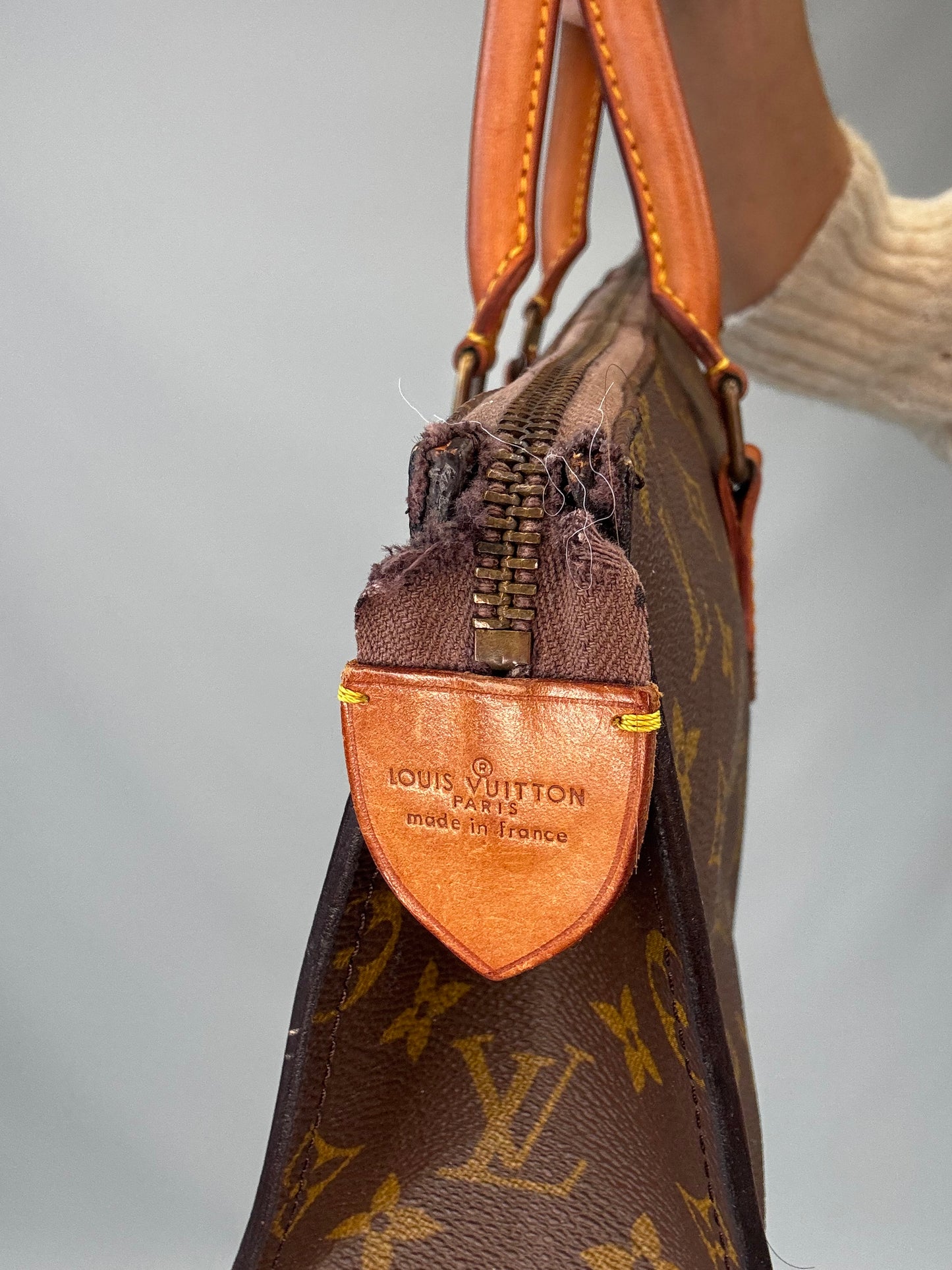Louis Vuitton Monogram Triangle Sac-Vintage
