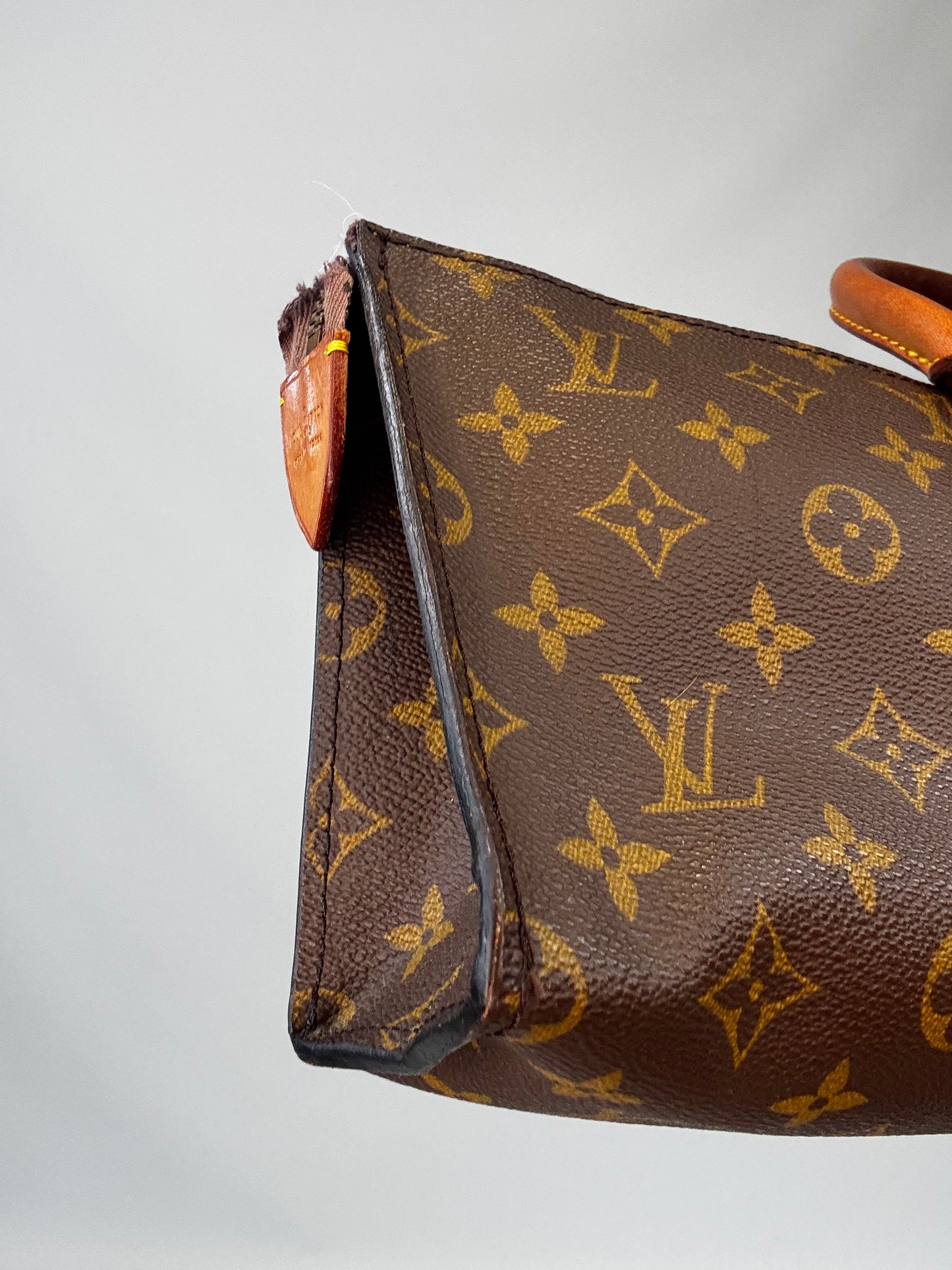 Louis Vuitton Monogram Triangle Sac-Vintage