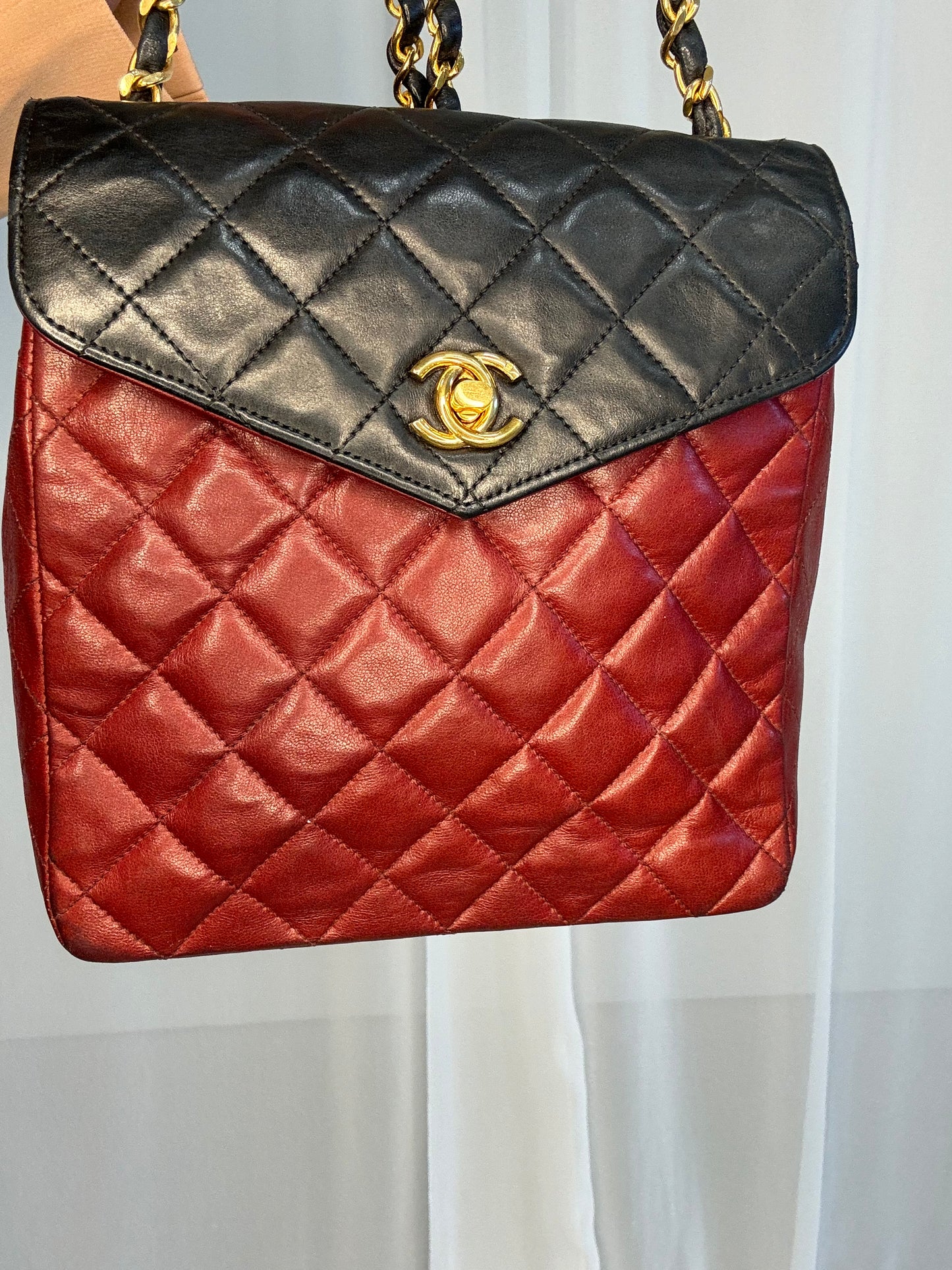 Chanel Matelasse Bicolor ( Vintage Rare)