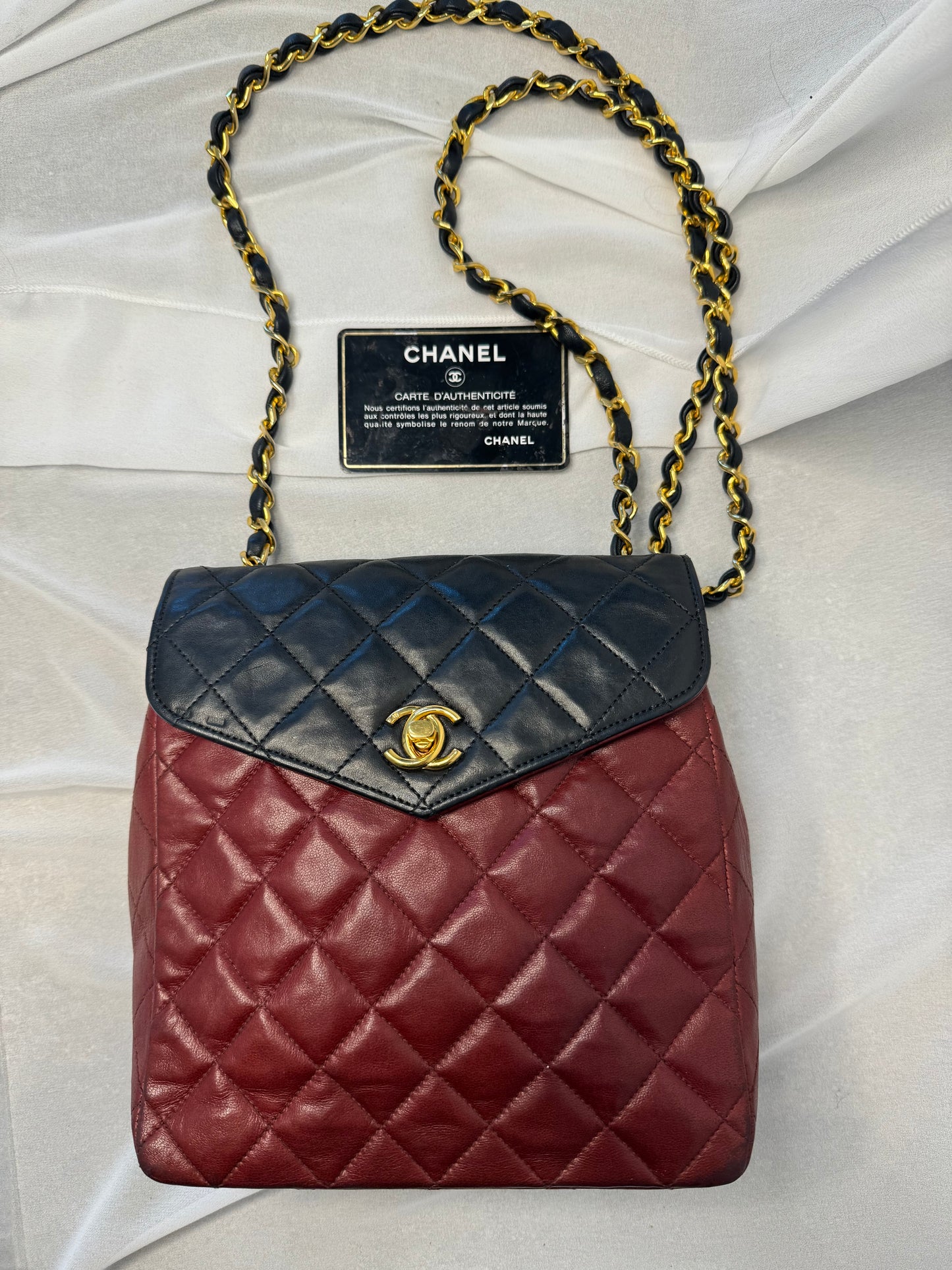 Chanel Matelasse Bicolor ( Vintage Rare)