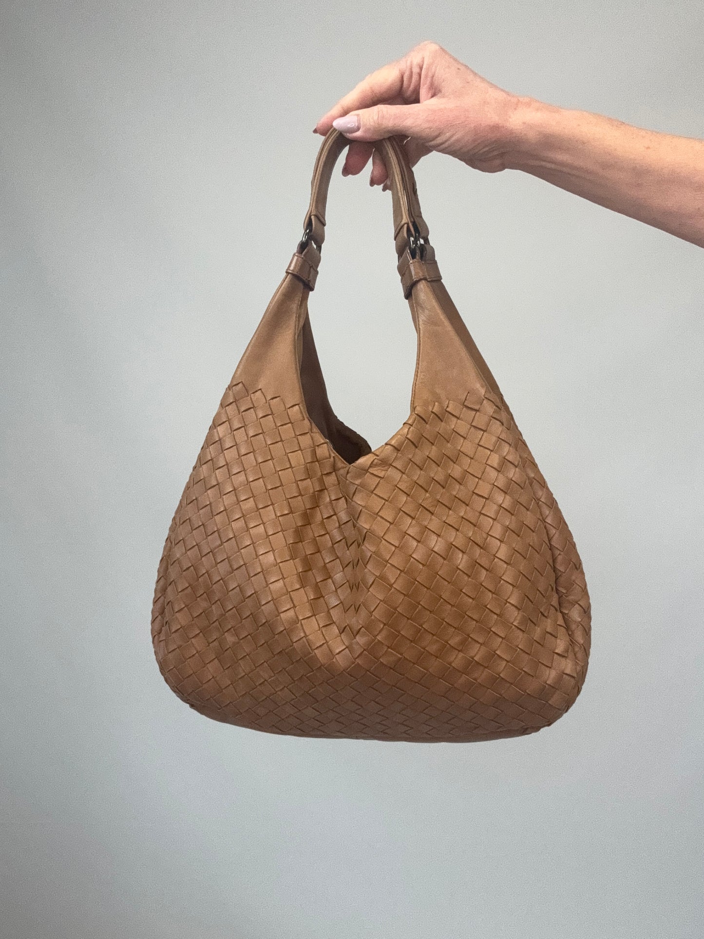 Bottega Veneta Intrecciato Campana Hobo -Brown