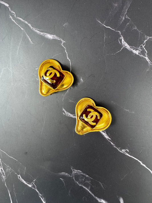 Chanel Vintage Gripoix Heart CC Clip On Earring
